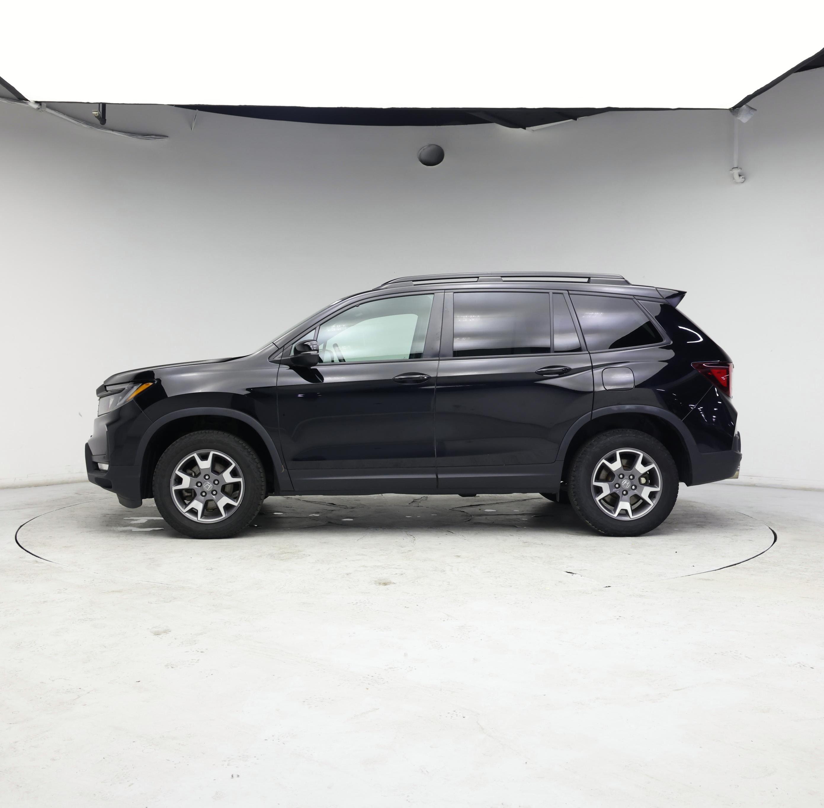 Thumbnail: 2022 Honda Passport - 3