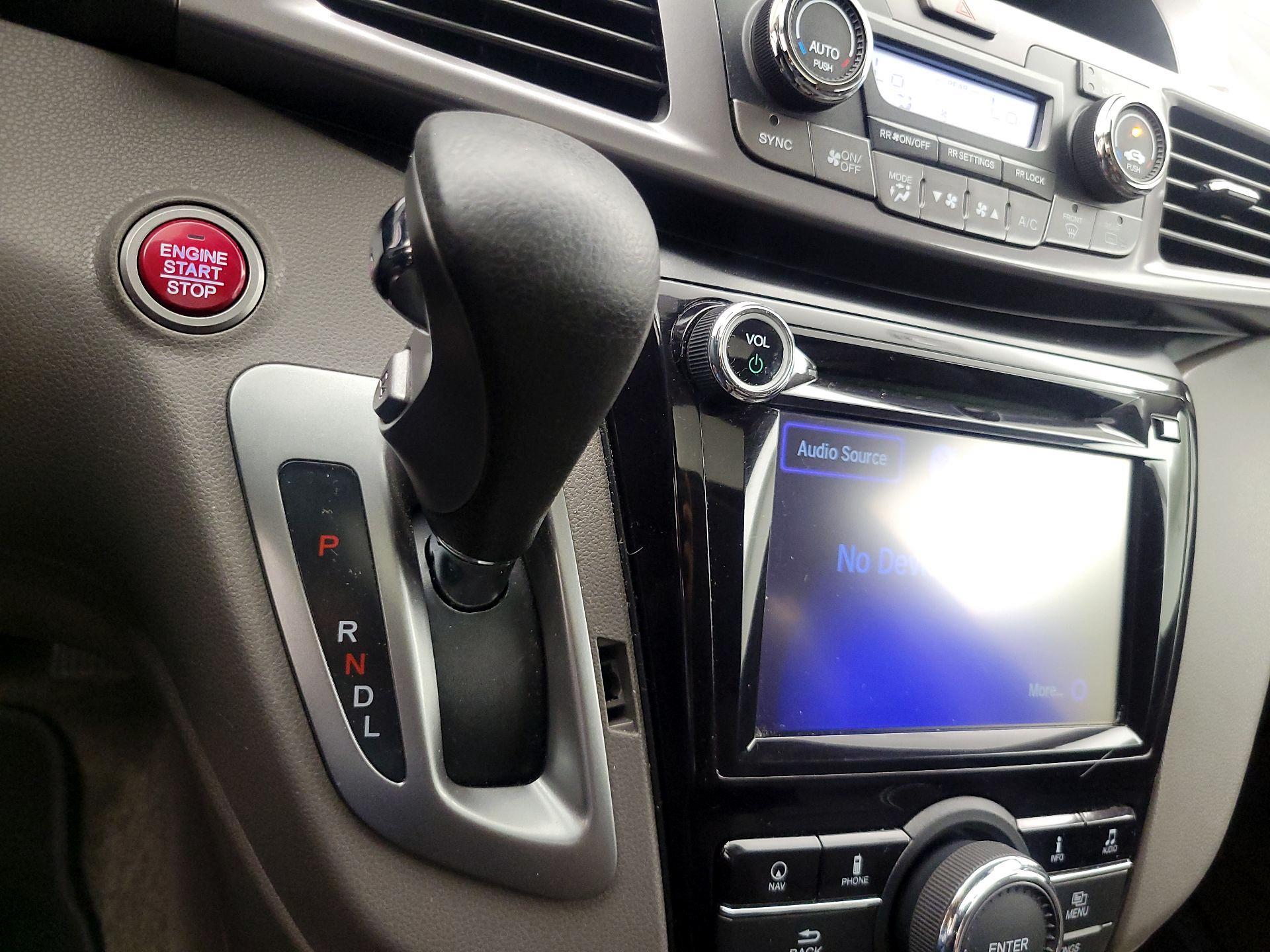 Thumbnail: 2014 Honda Odyssey - 17