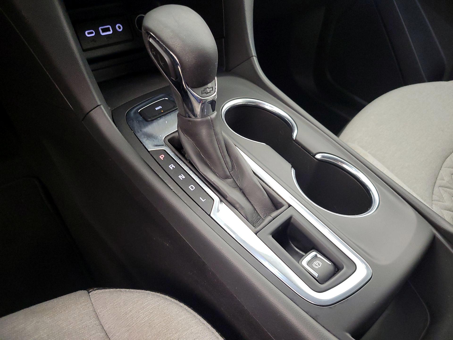 Thumbnail: 2023 Chevrolet Equinox - 17