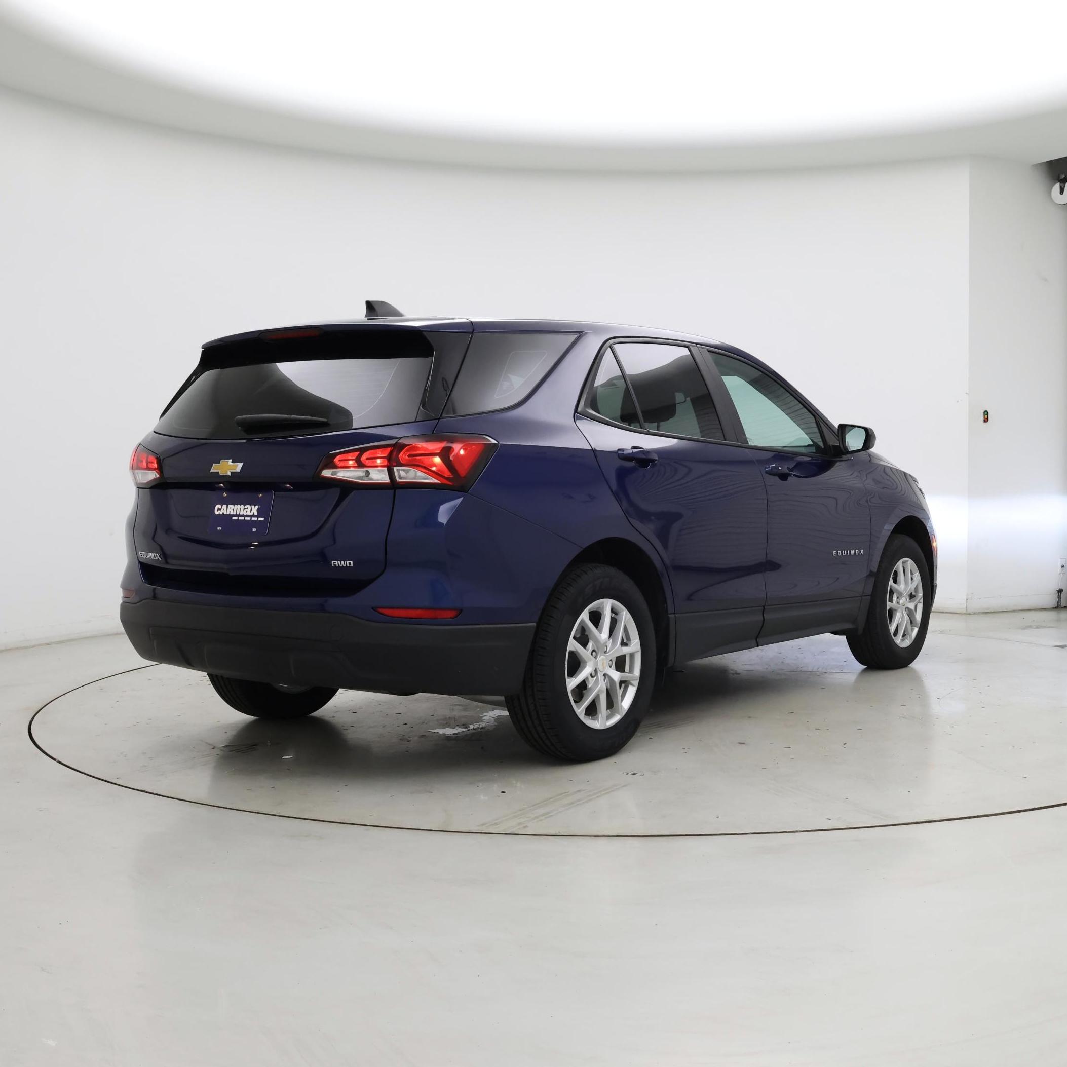 Thumbnail: 2023 Chevrolet Equinox - 8