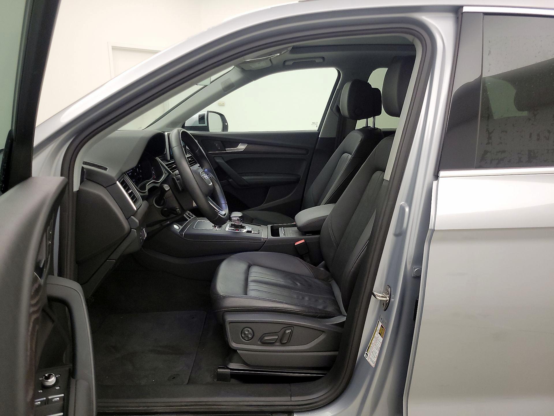 Thumbnail: 2019 Audi Q5 - 11