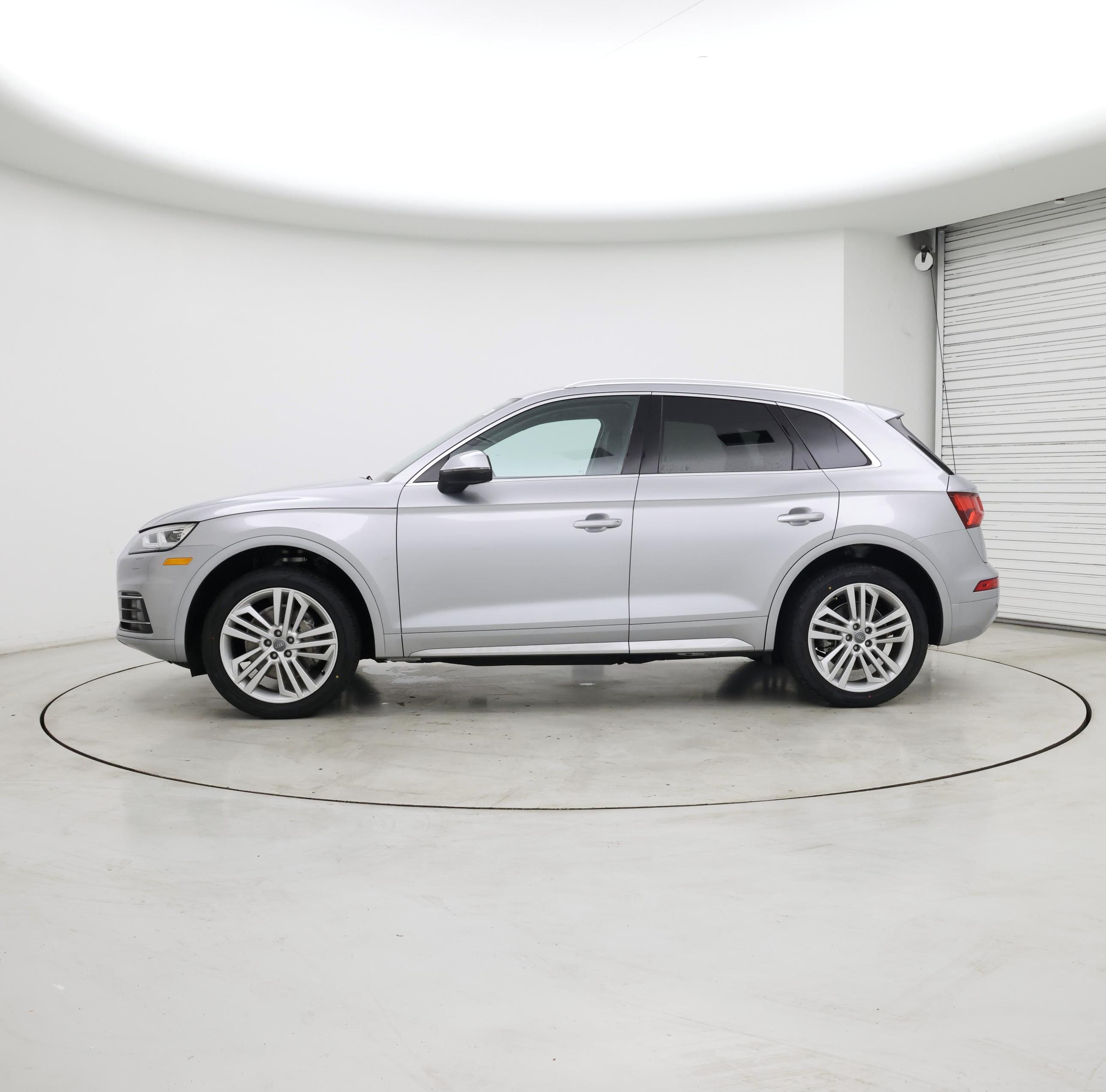 Thumbnail: 2019 Audi Q5 - 3