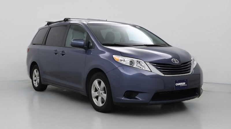 2015 Toyota Sienna LE Hero Image