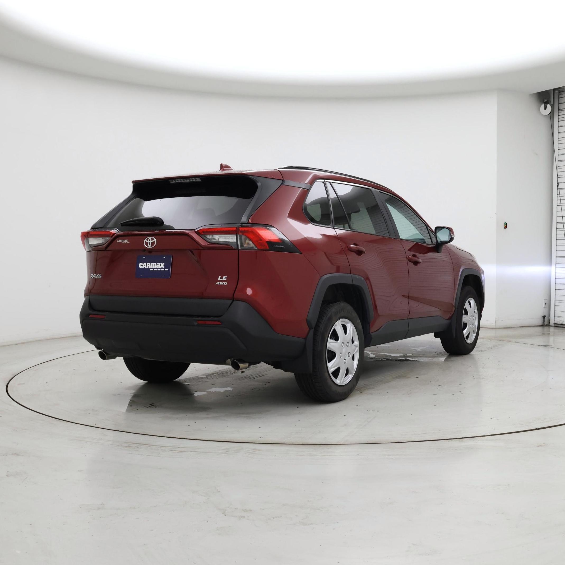 Thumbnail: 2020 Toyota RAV4 - 8