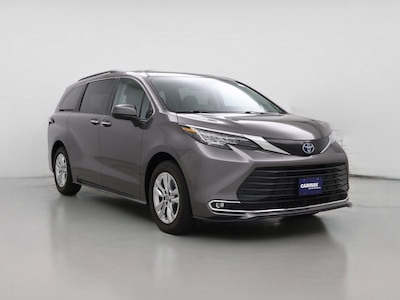 2023 Toyota Sienna L -
                  Hartford, CT