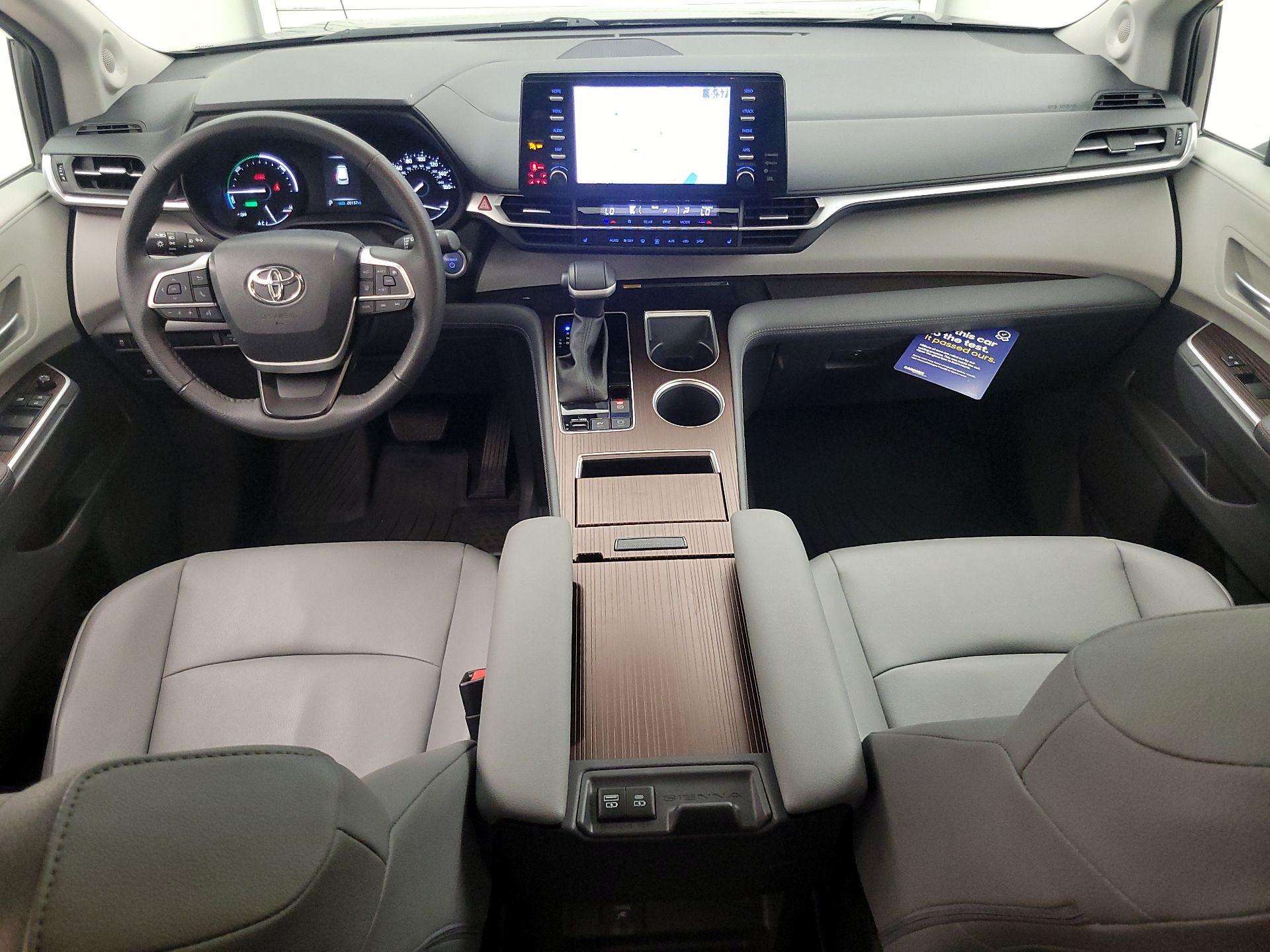 Thumbnail: 2023 Toyota Sienna - 9