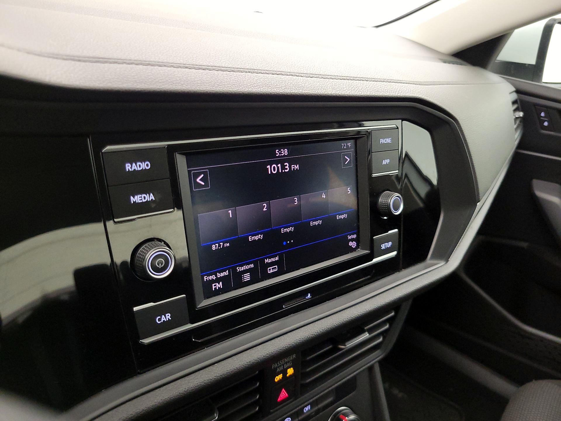 Thumbnail: 2019 Volkswagen Jetta - 13