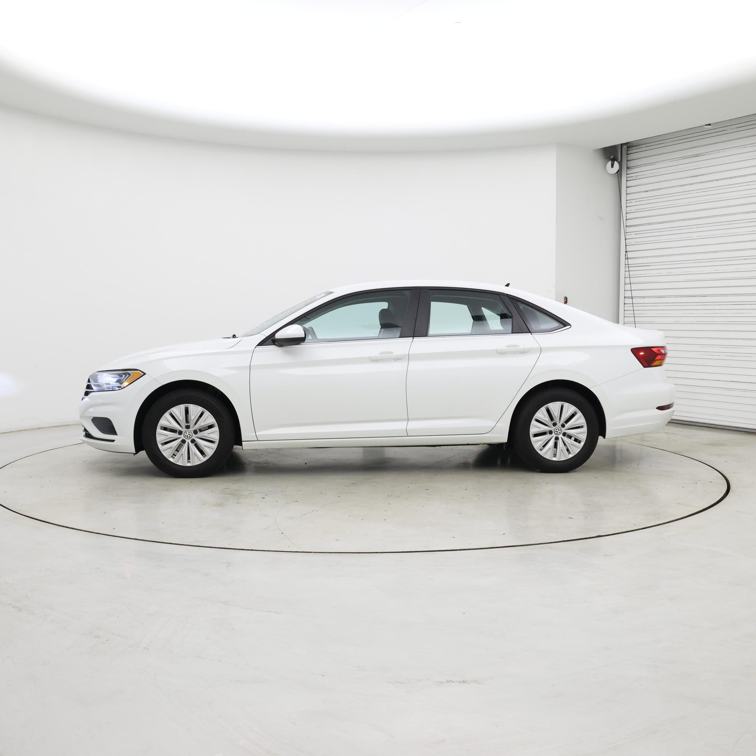 Thumbnail: 2019 Volkswagen Jetta - 3