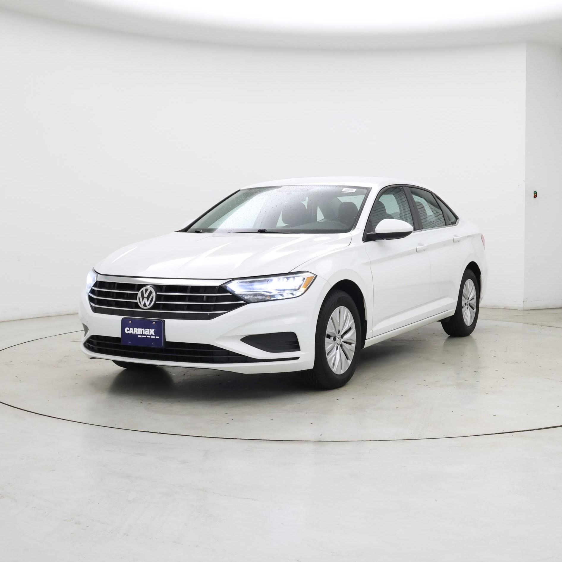 Thumbnail: 2019 Volkswagen Jetta - 4