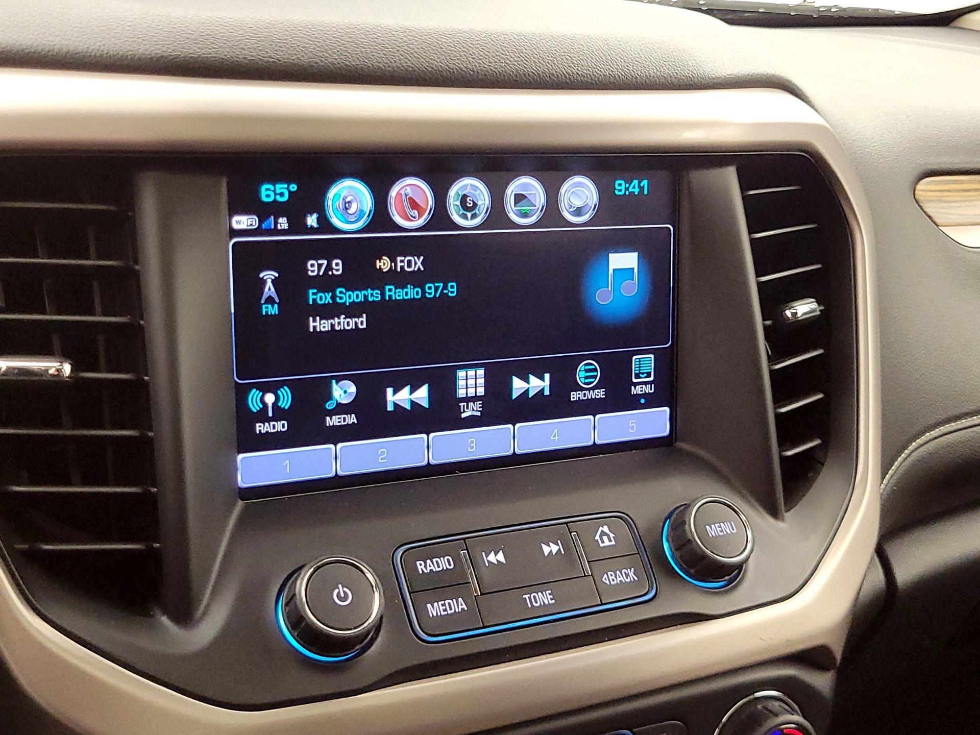 Thumbnail: 2019 GMC Acadia - 16