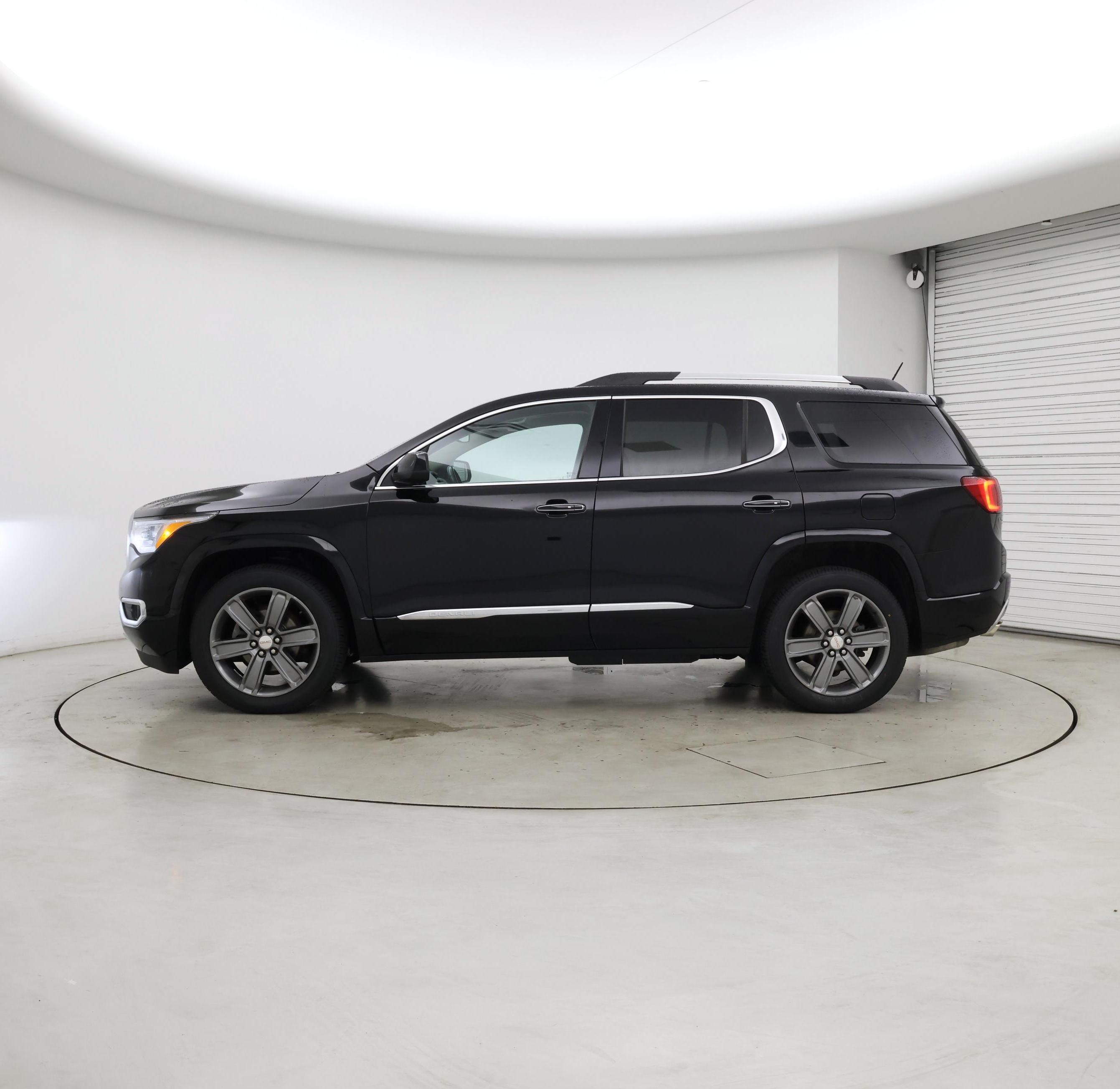 Thumbnail: 2019 GMC Acadia - 3