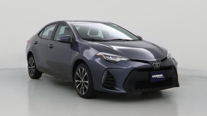 2017 Toyota Corolla SE Hero Image