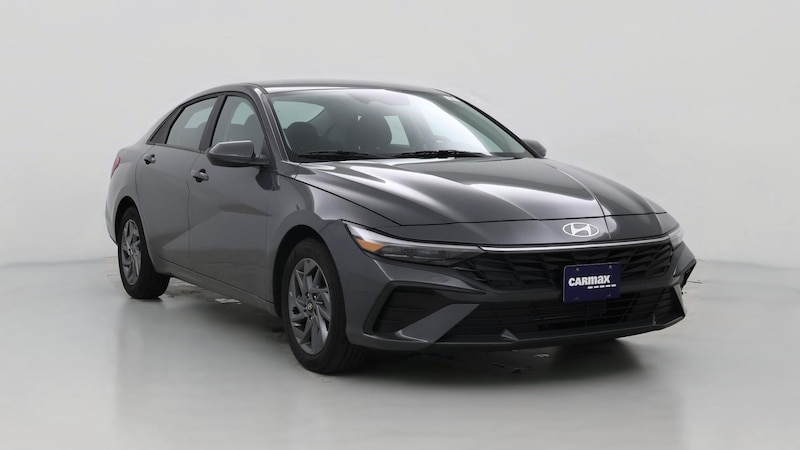 2024 Hyundai Elantra SEL Hero Image