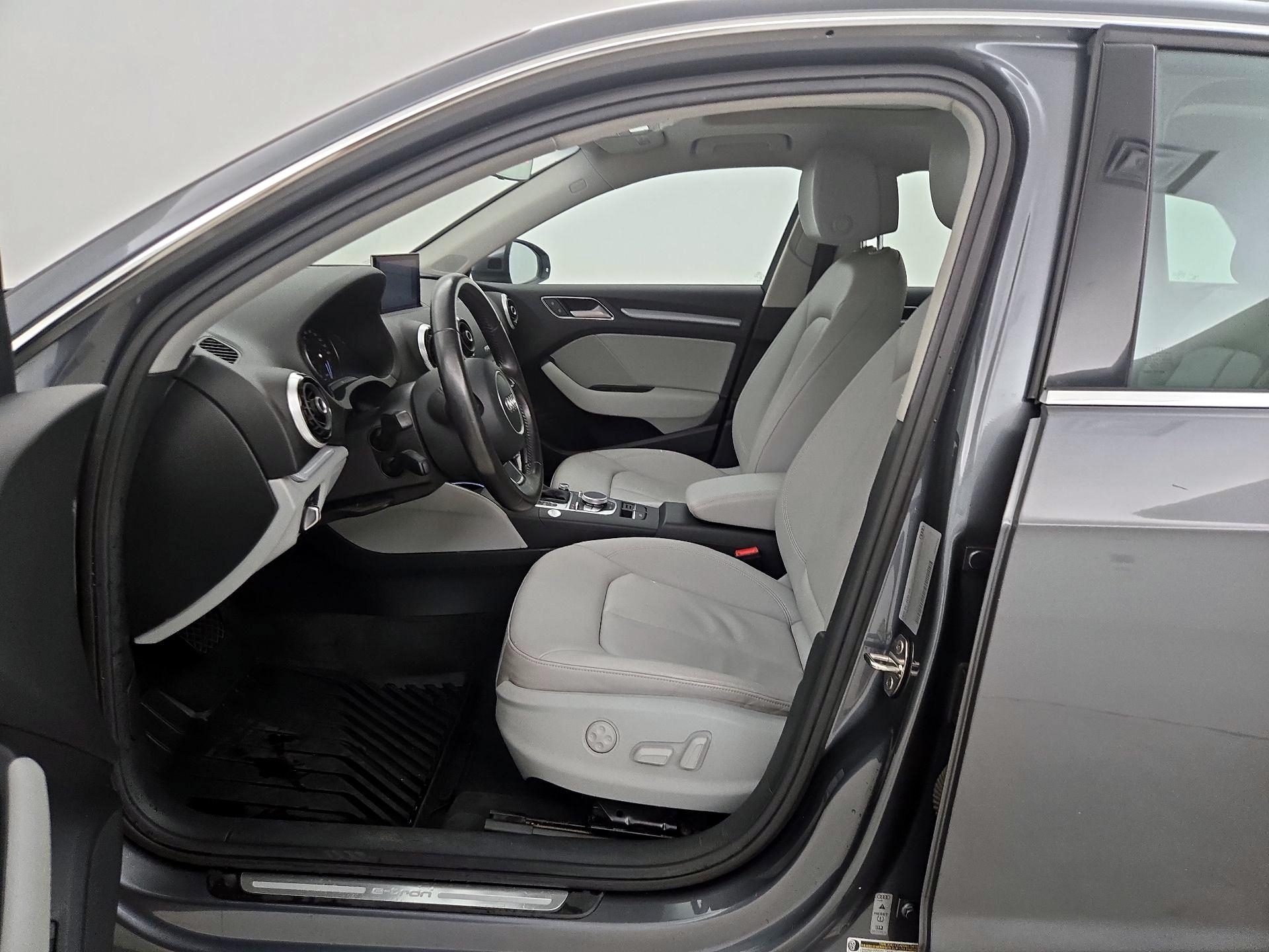 Thumbnail: 2016 Audi A3 - 11