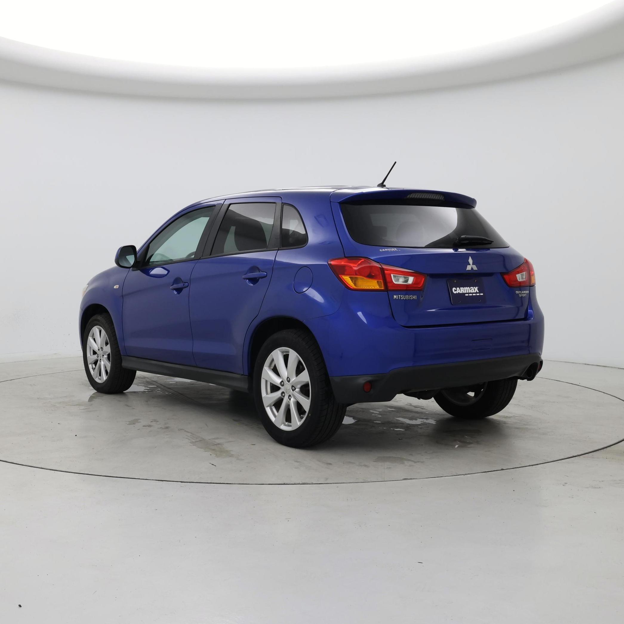 Thumbnail: 2015 Mitsubishi Outlander Sport - 2