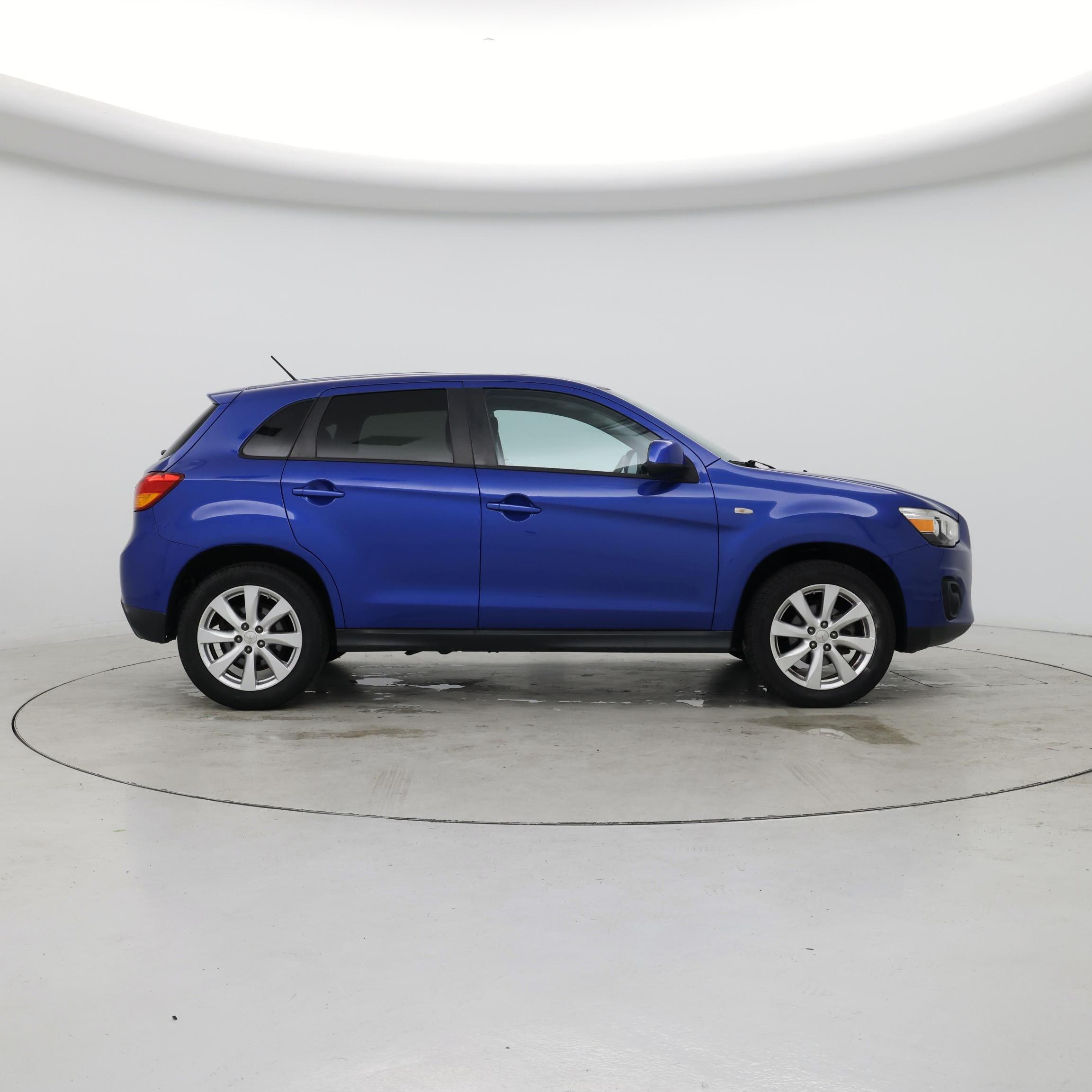 Thumbnail: 2015 Mitsubishi Outlander Sport - 7