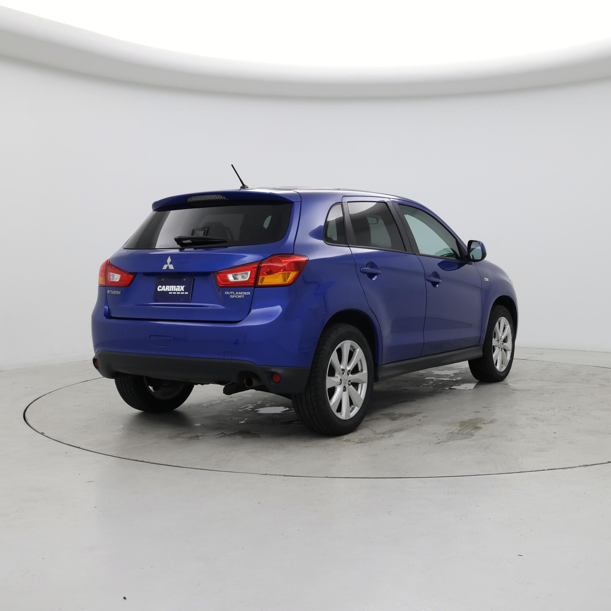 Thumbnail: 2015 Mitsubishi Outlander Sport - 8