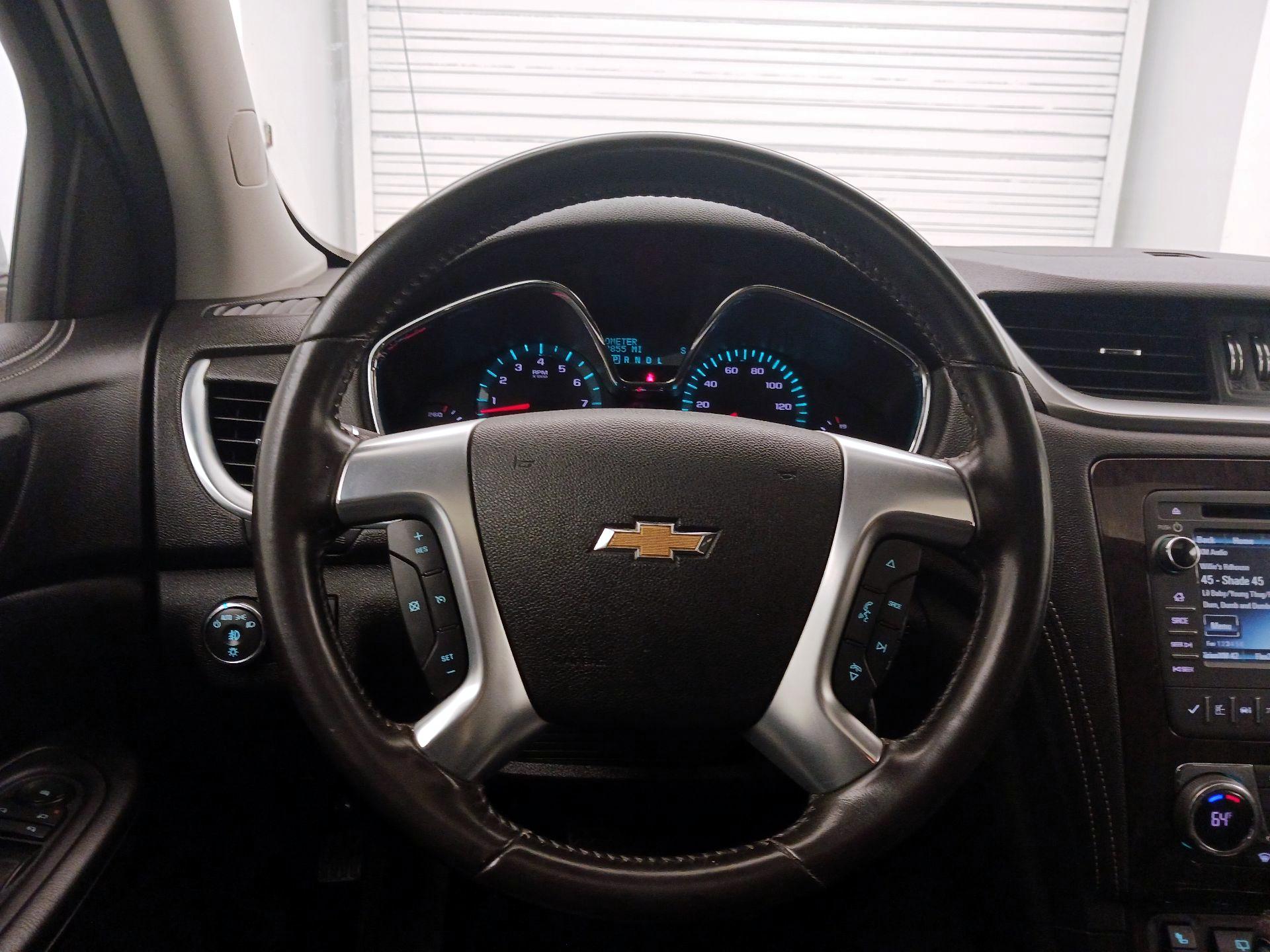 Thumbnail: 2017 Chevrolet Traverse - 10
