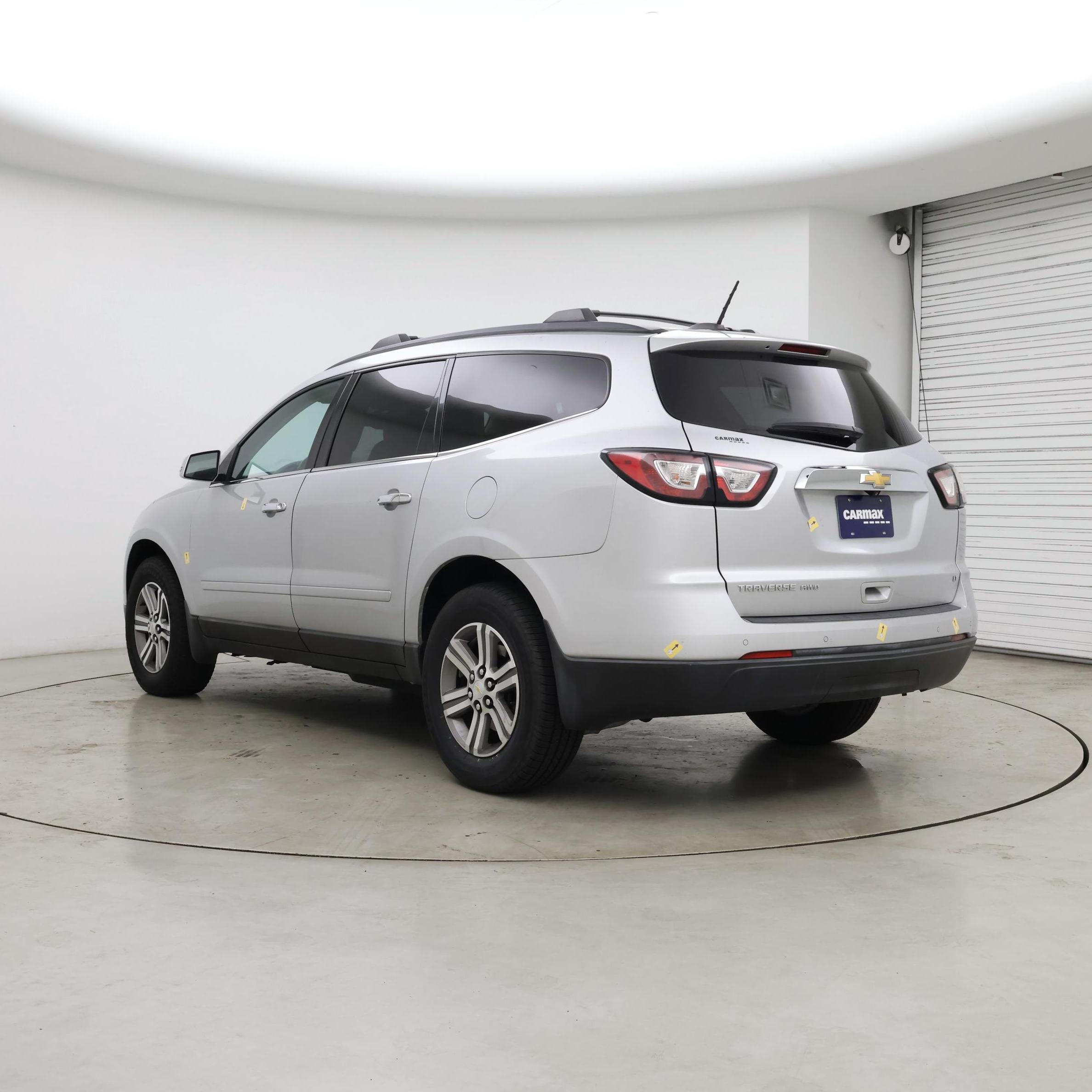 Thumbnail: 2017 Chevrolet Traverse - 2