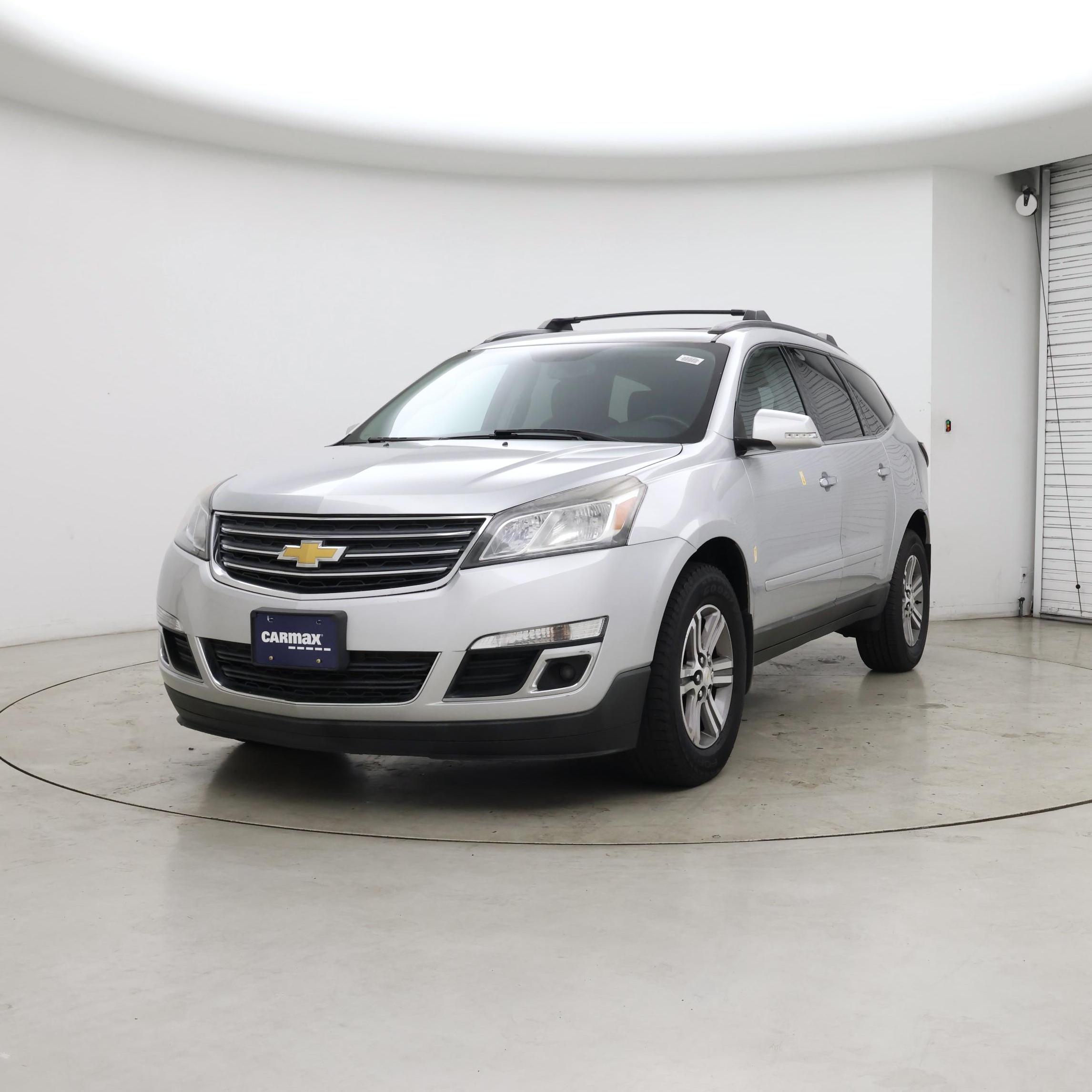 Thumbnail: 2017 Chevrolet Traverse - 4