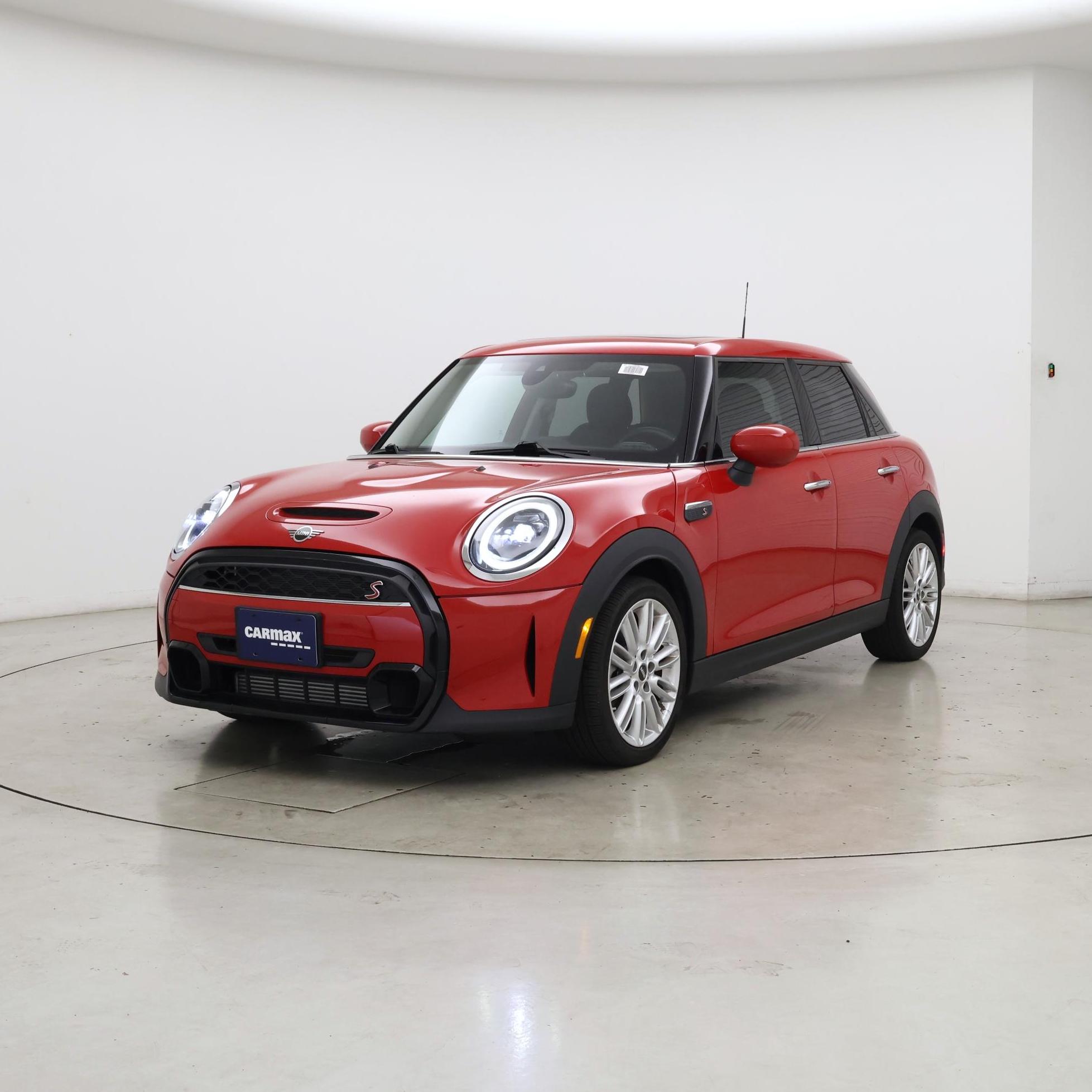 Thumbnail: 2023 MINI Cooper Hardtop - 4