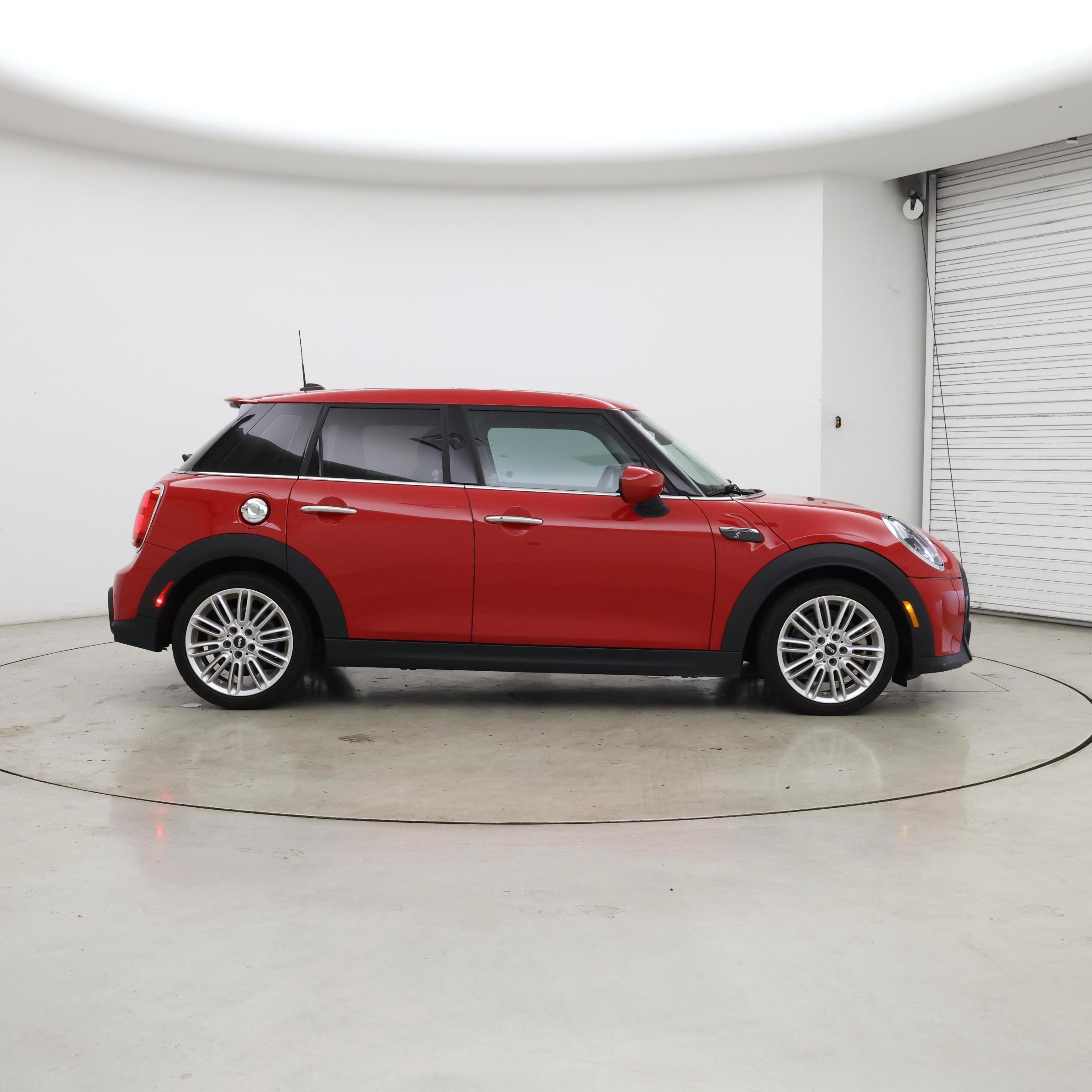 Thumbnail: 2023 MINI Cooper Hardtop - 7