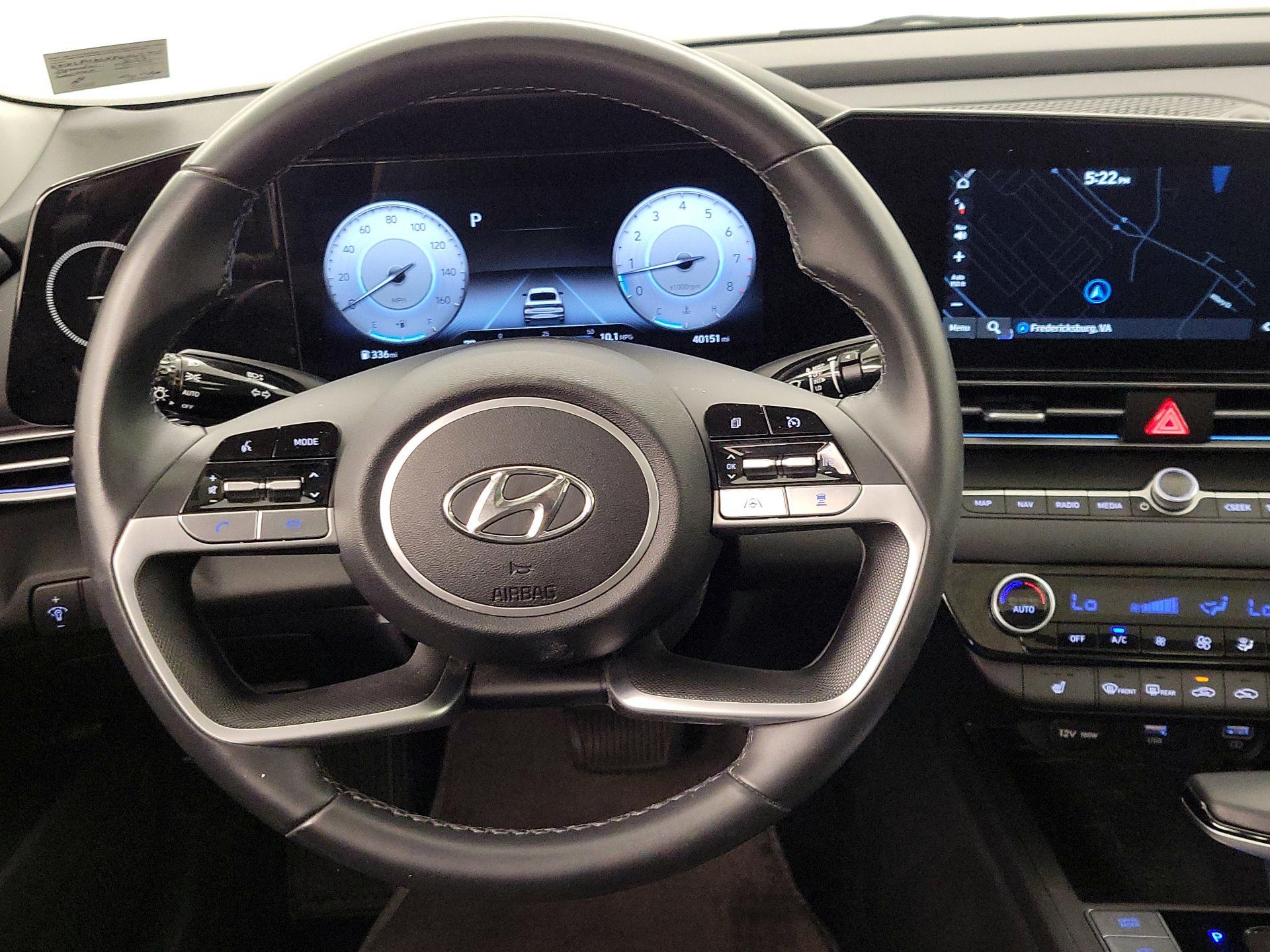 Thumbnail: 2023 Hyundai Elantra - 10
