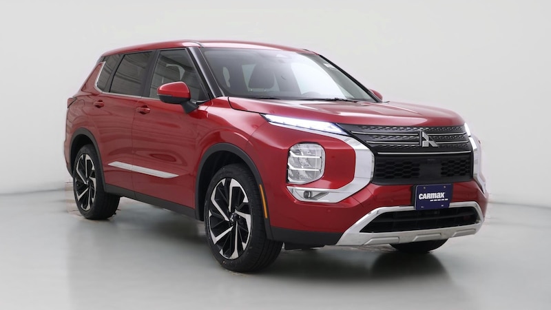 2022 Mitsubishi Outlander SE Hero Image