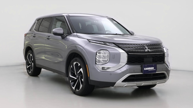 2023 Mitsubishi Outlander SE Hero Image