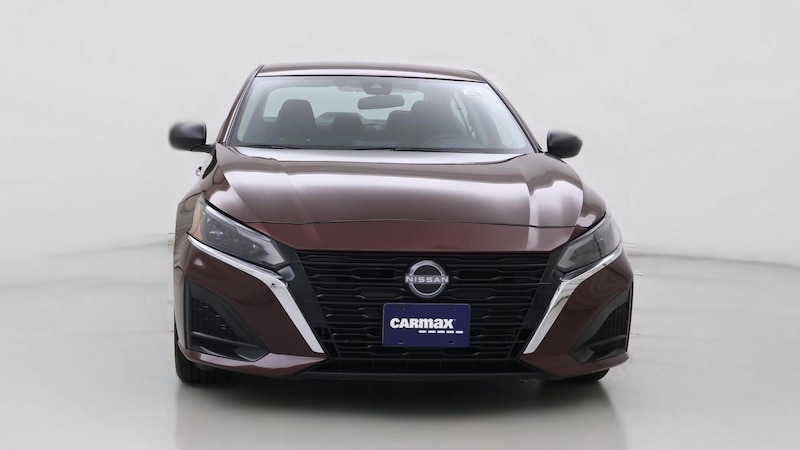 2024 Nissan Altima SV Hero Image