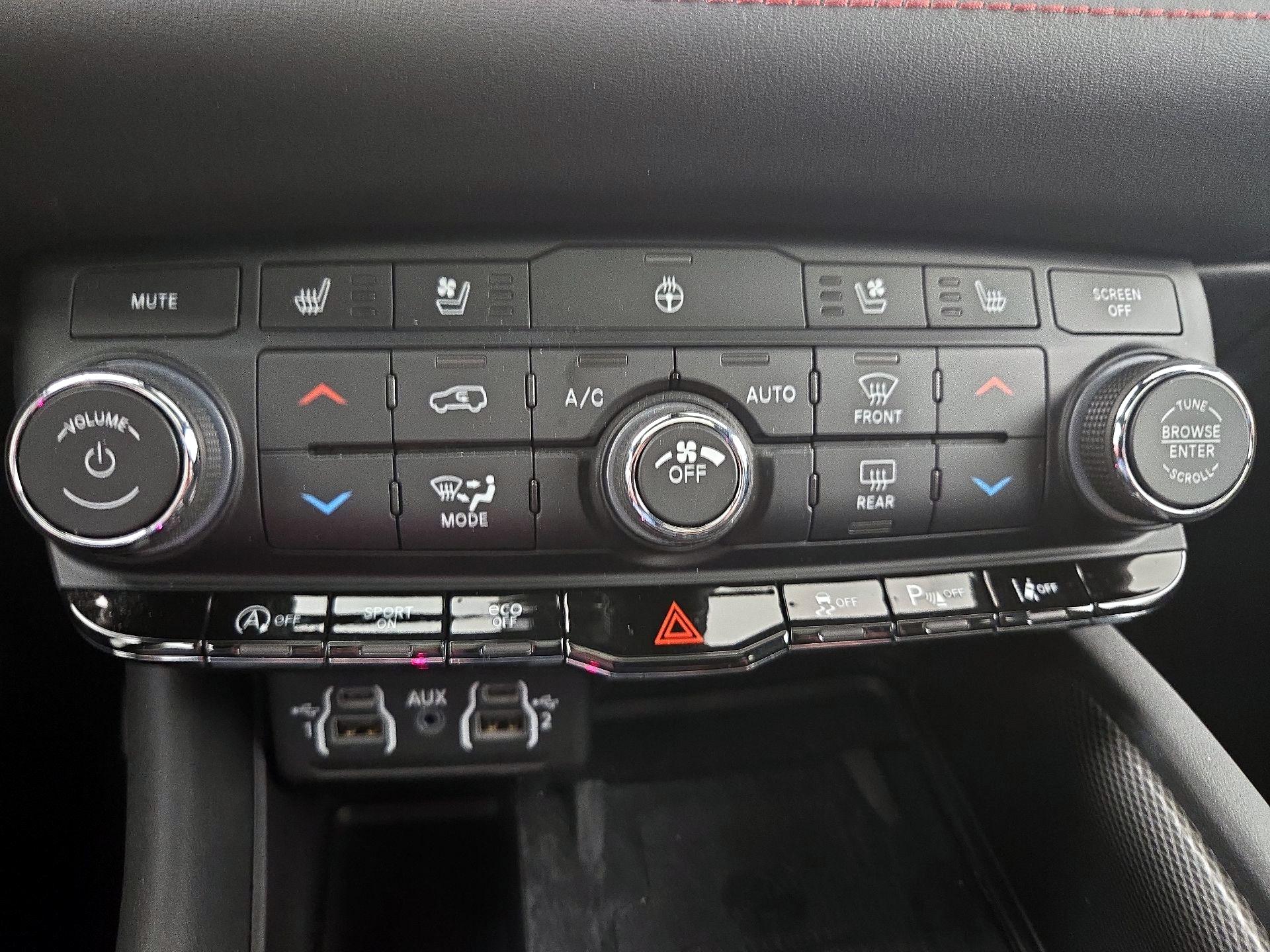 Thumbnail: 2023 Dodge Durango - 17