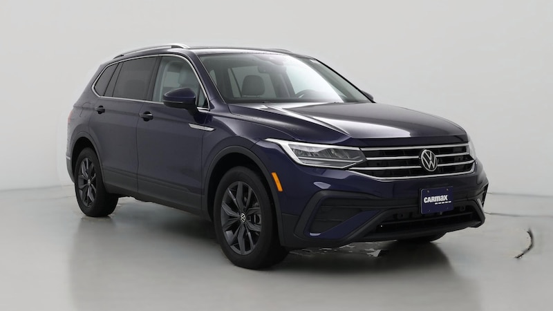 2022 Volkswagen Tiguan SE Hero Image