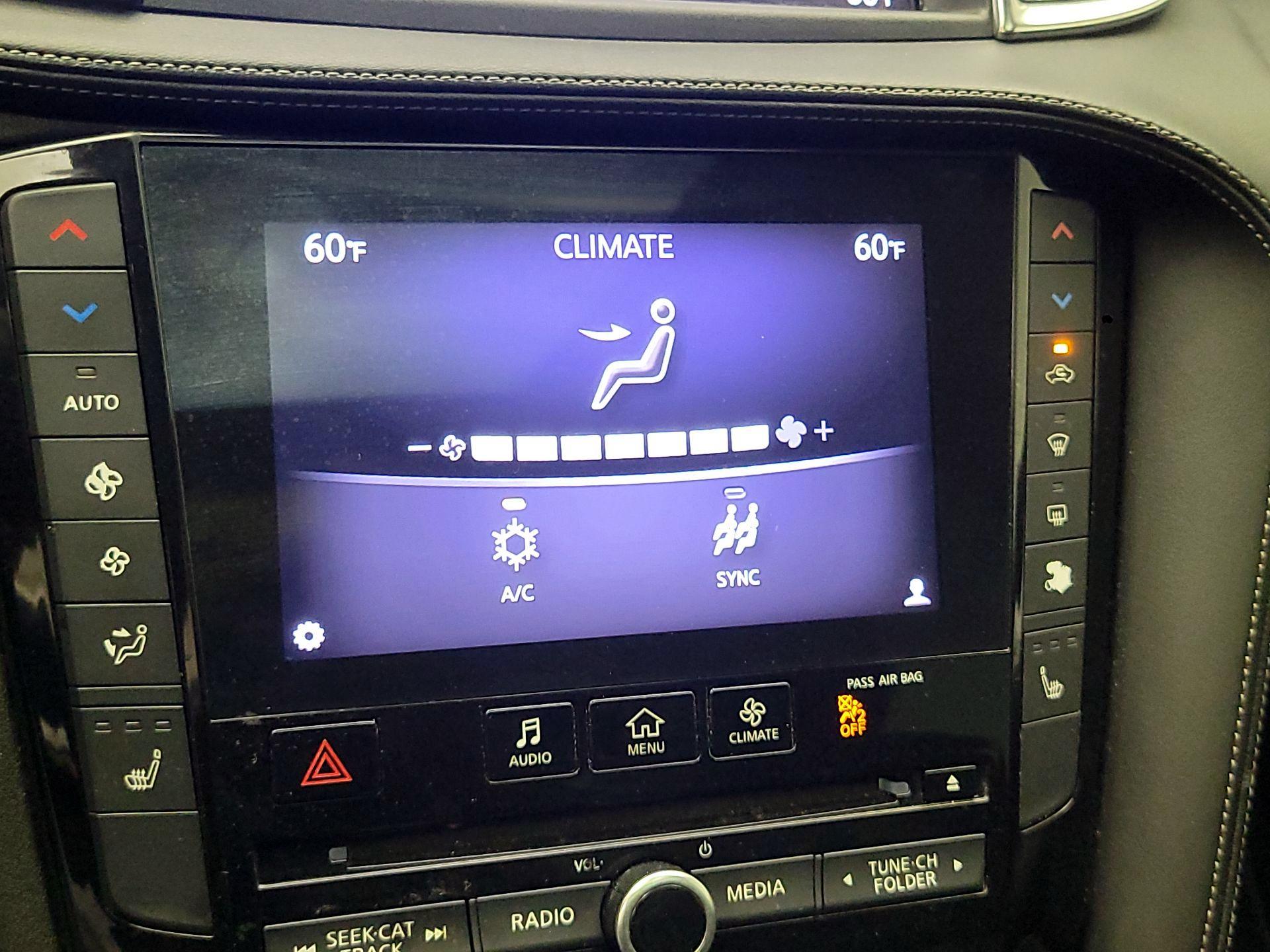 Thumbnail: 2019 INFINITI QX50 - 17