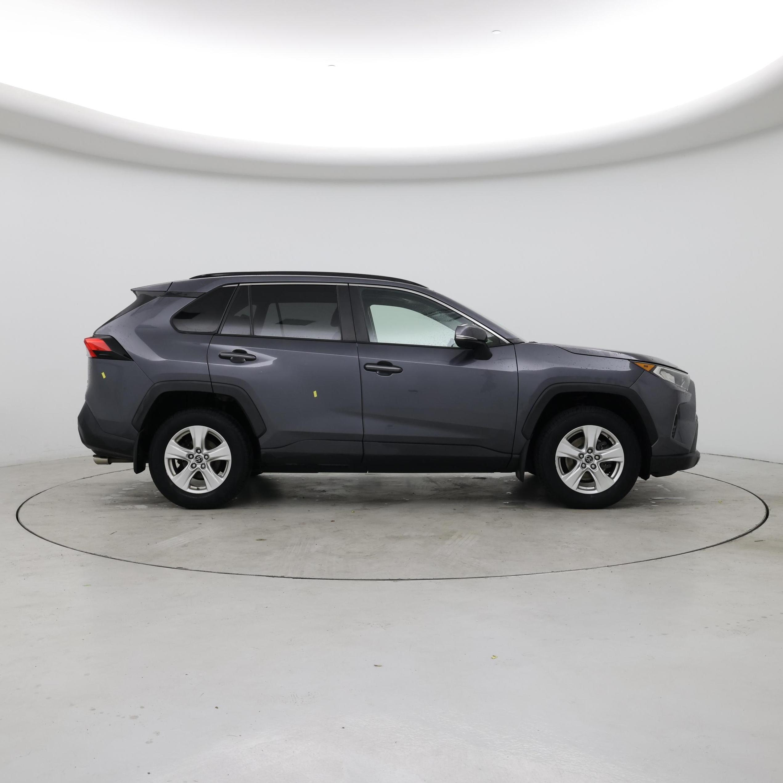 Thumbnail: 2019 Toyota RAV4 - 7