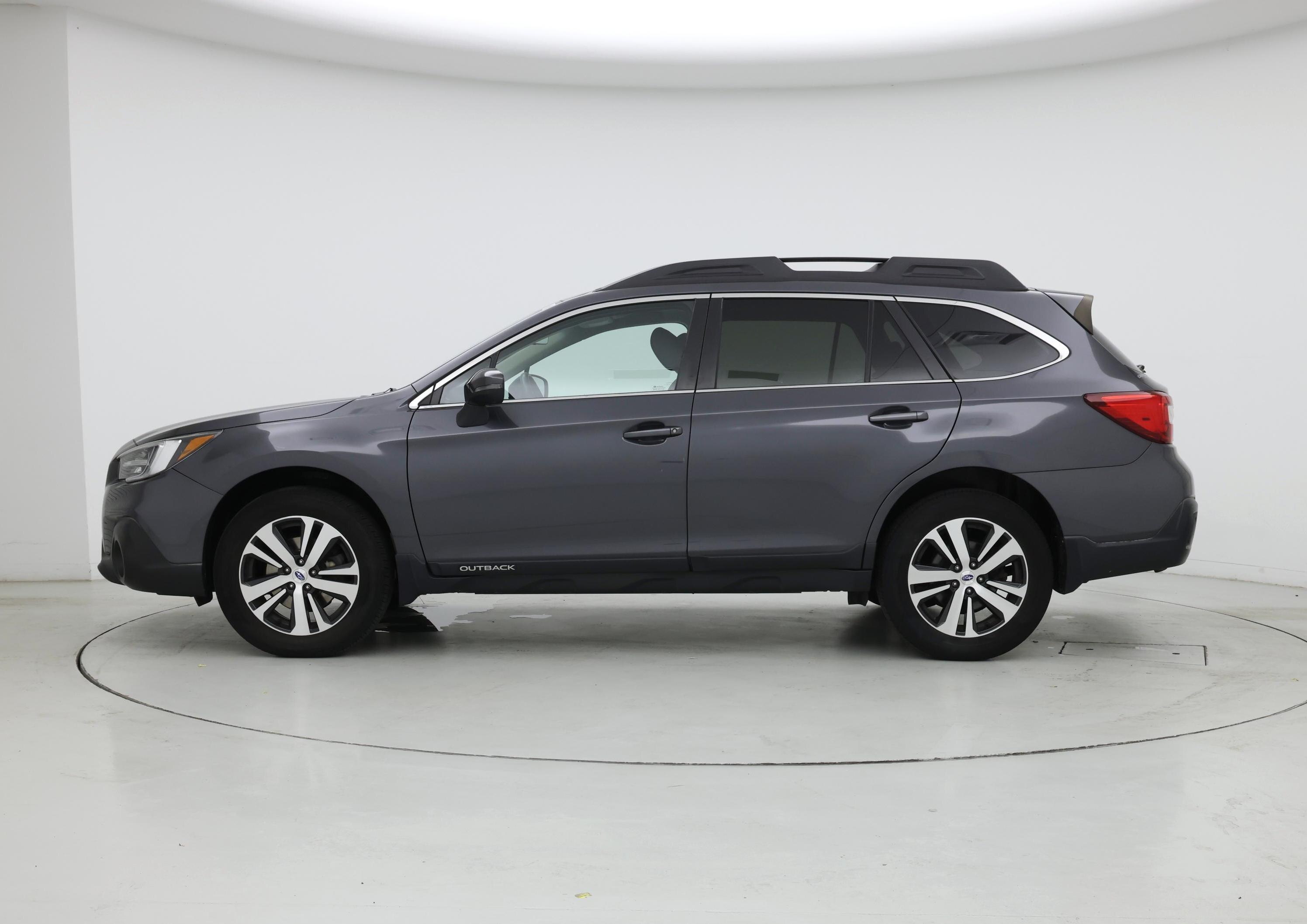 Thumbnail: 2019 Subaru Outback - 3
