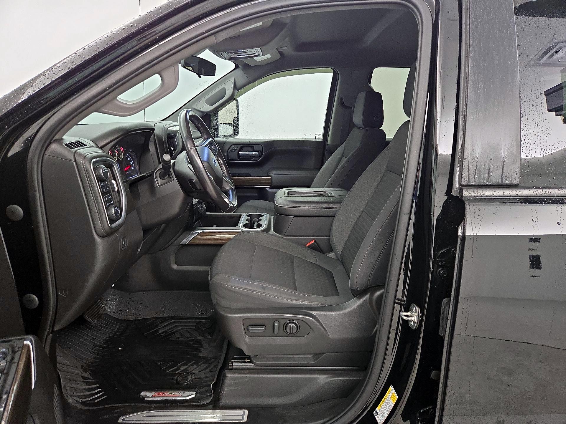 Thumbnail: 2022 Chevrolet Silverado 1500 - 11