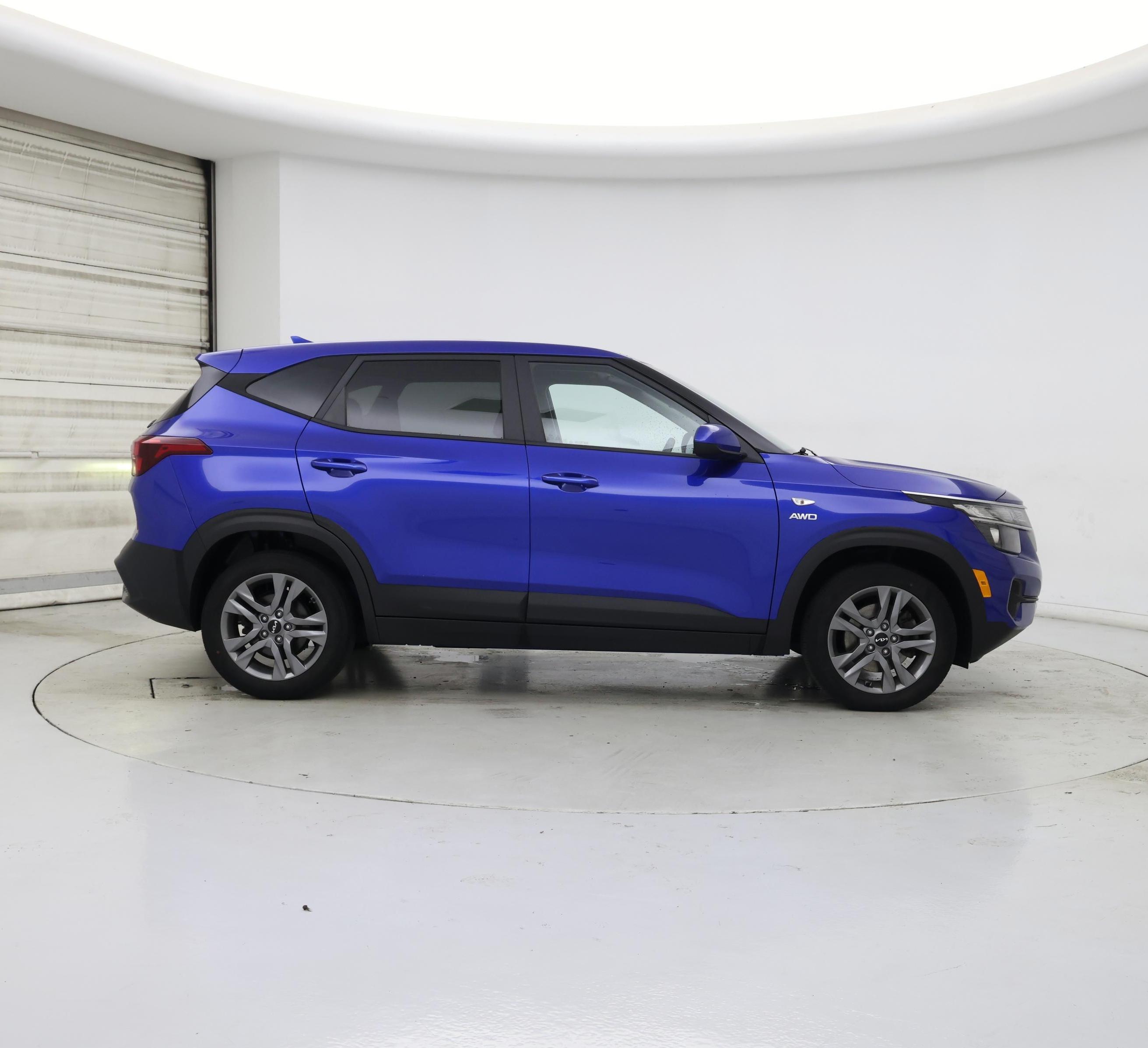 Thumbnail: 2022 Kia Seltos - 7