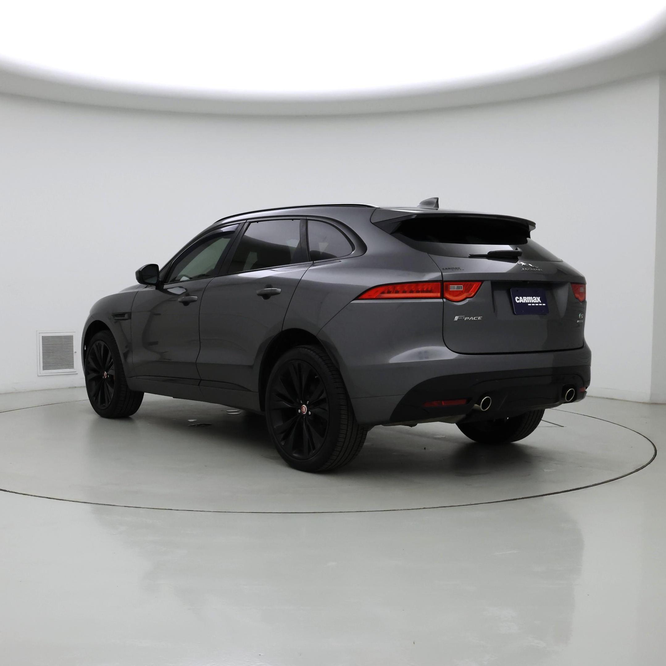 Thumbnail: 2019 Jaguar F-Pace - 2