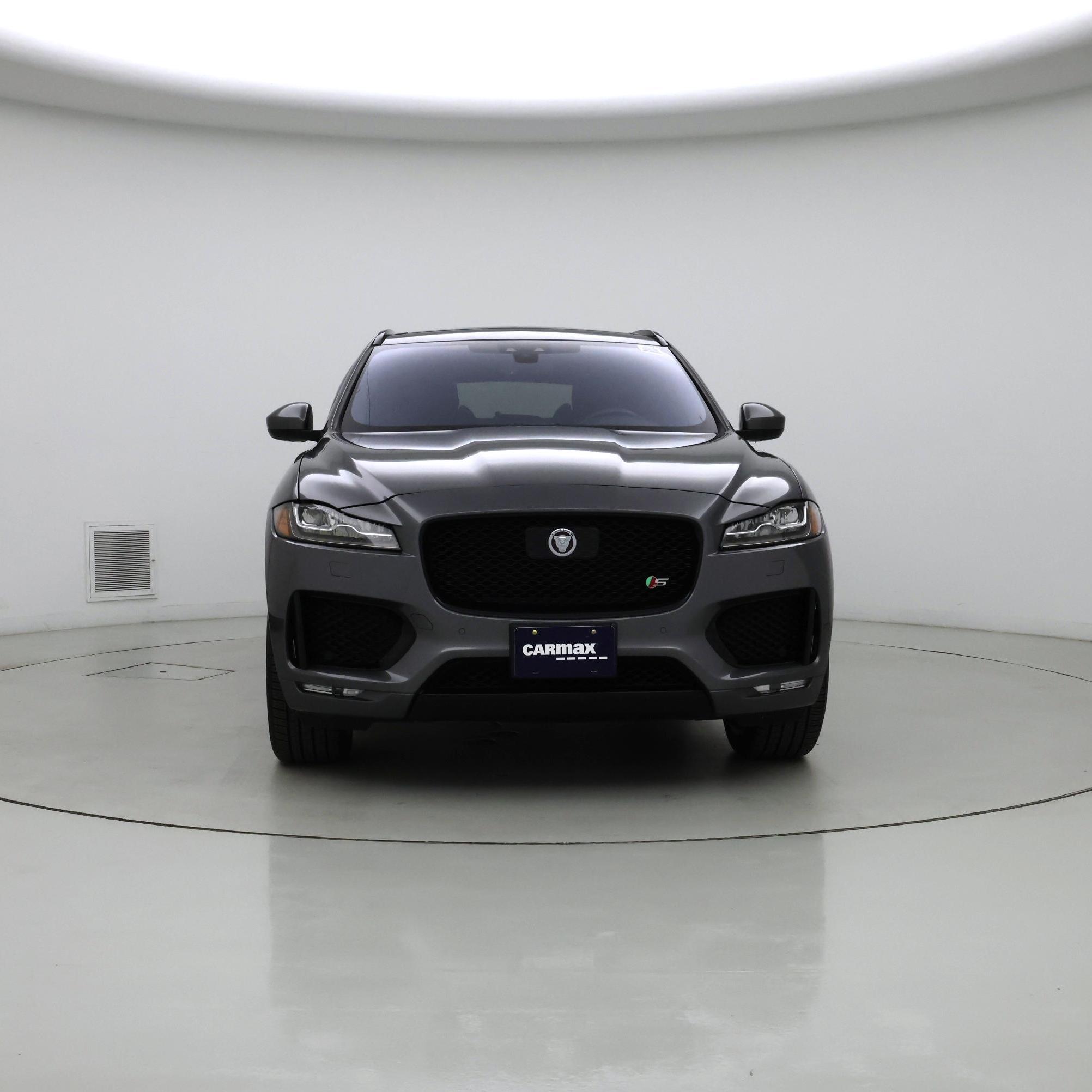 Thumbnail: 2019 Jaguar F-Pace - 5