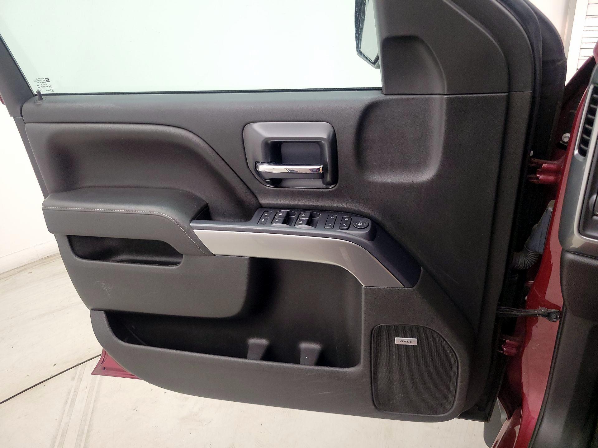 Thumbnail: 2015 Chevrolet Silverado 1500 - 12