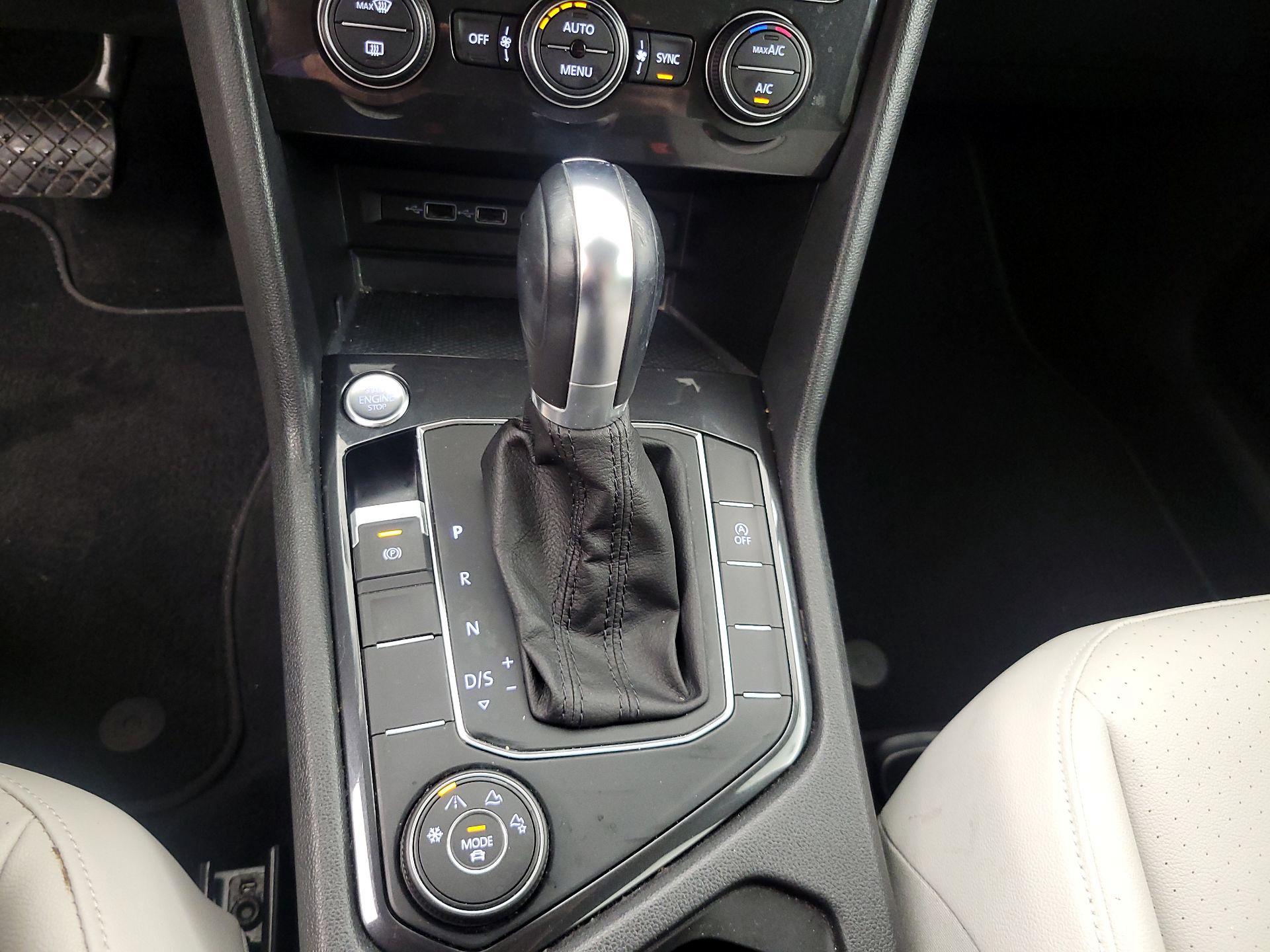 Thumbnail: 2019 Volkswagen Tiguan - 17