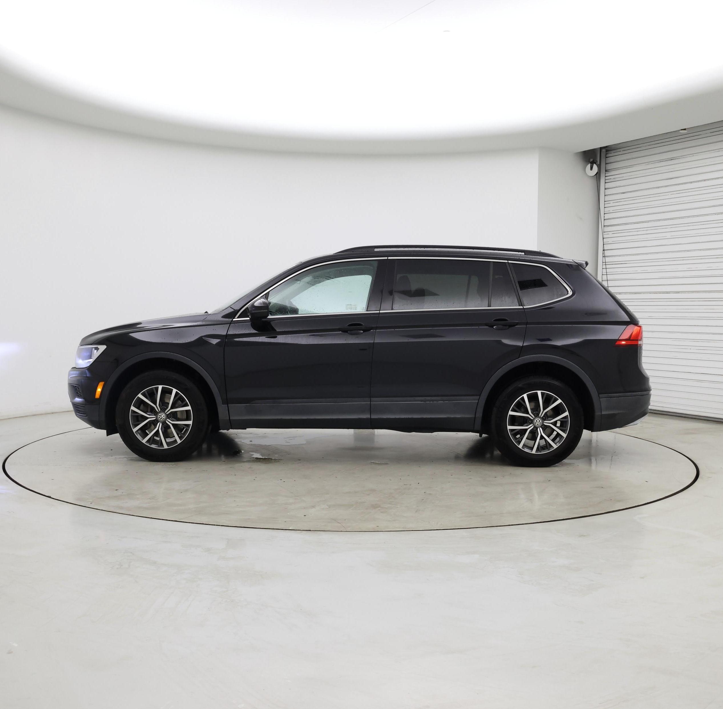 Thumbnail: 2019 Volkswagen Tiguan - 3