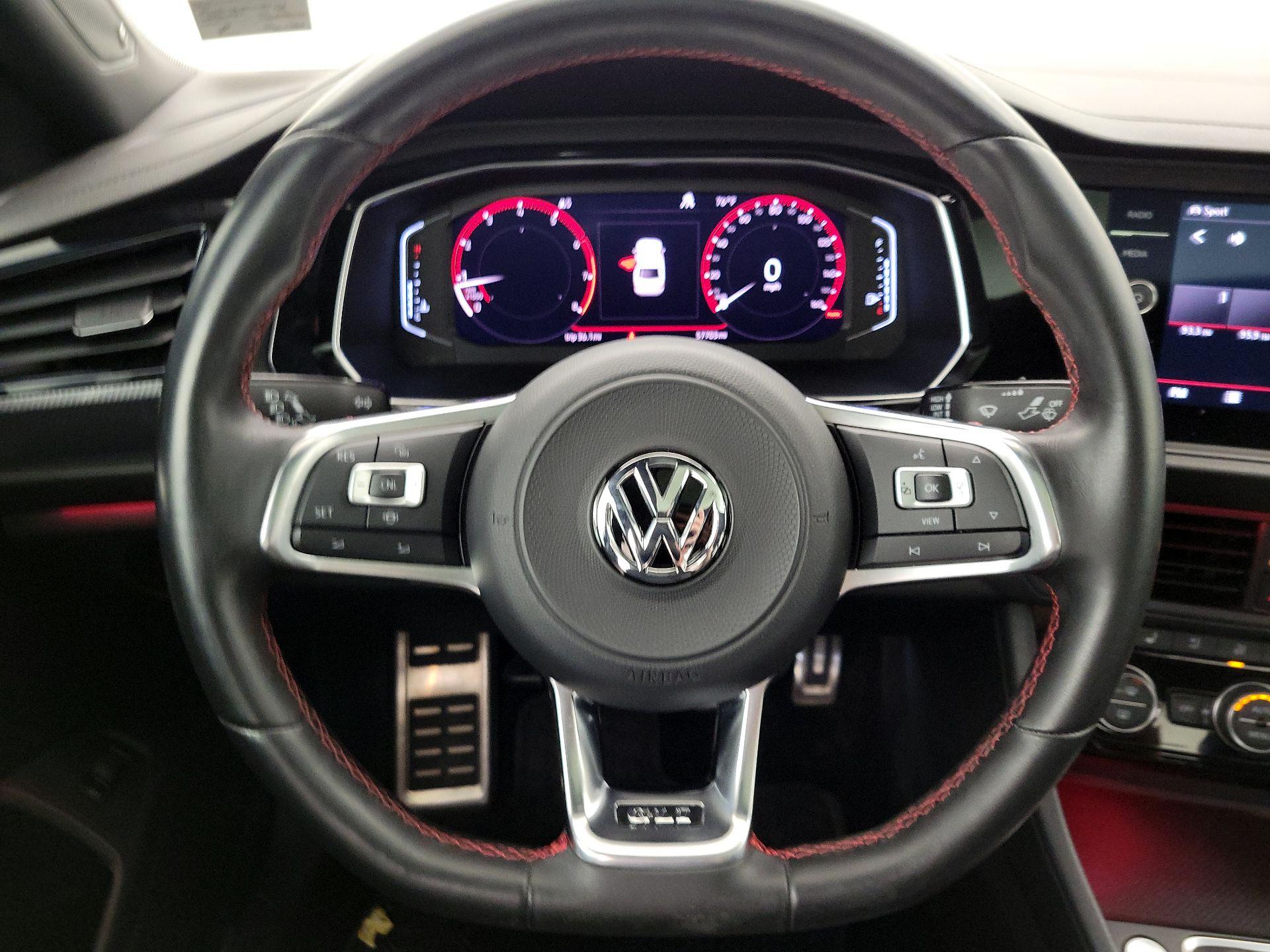 Thumbnail: 2019 Volkswagen Jetta - 10