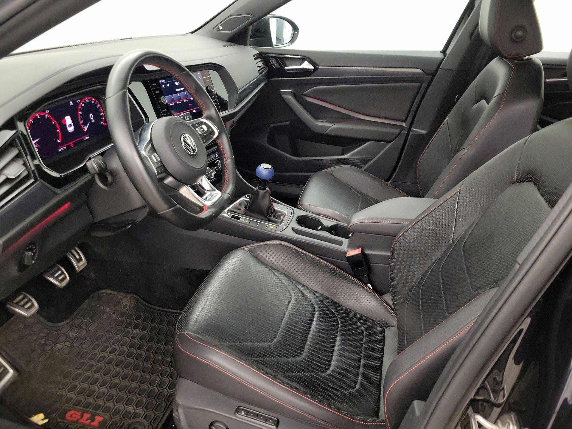 Thumbnail: 2019 Volkswagen Jetta - 11