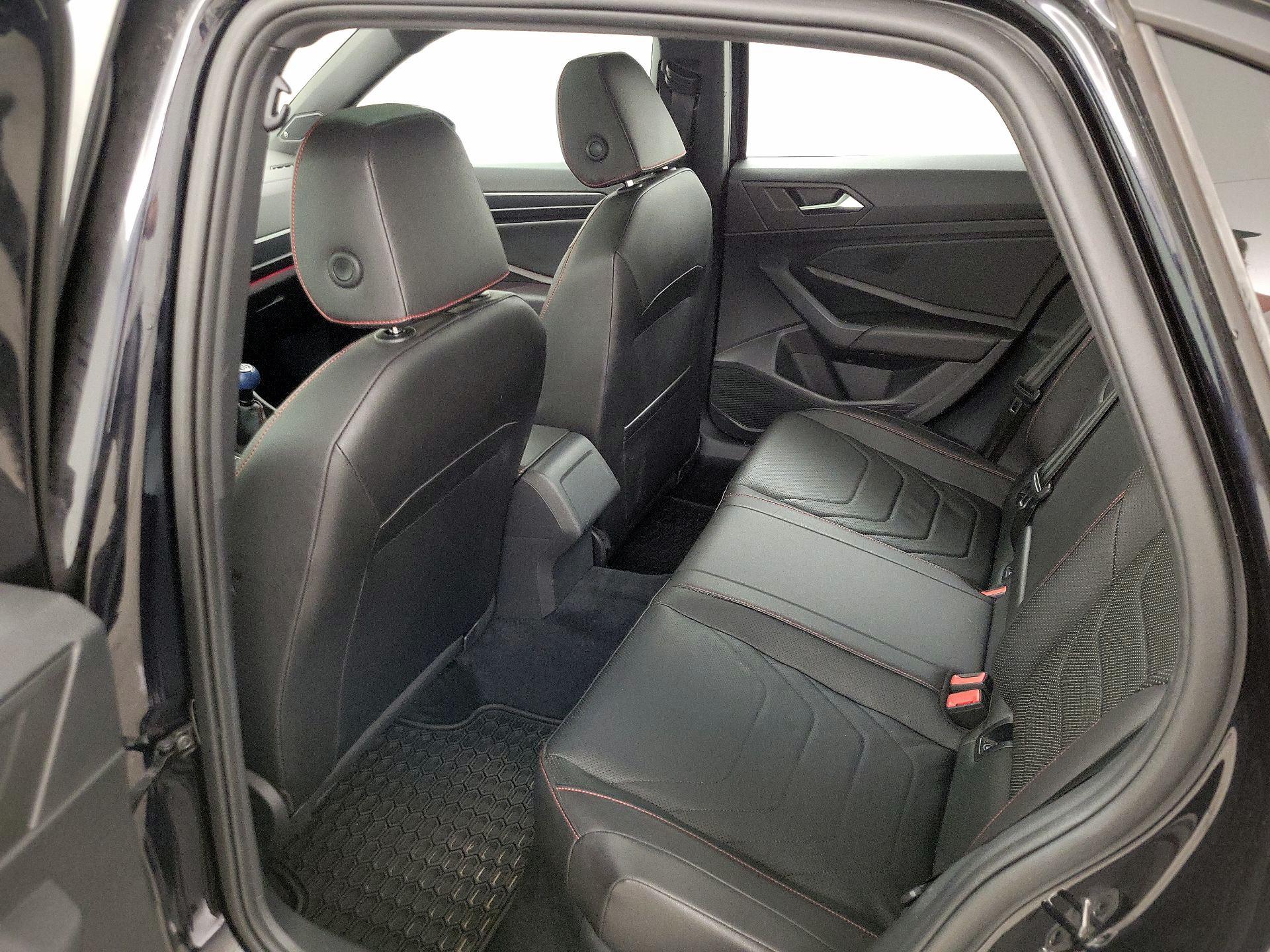 Thumbnail: 2019 Volkswagen Jetta - 20