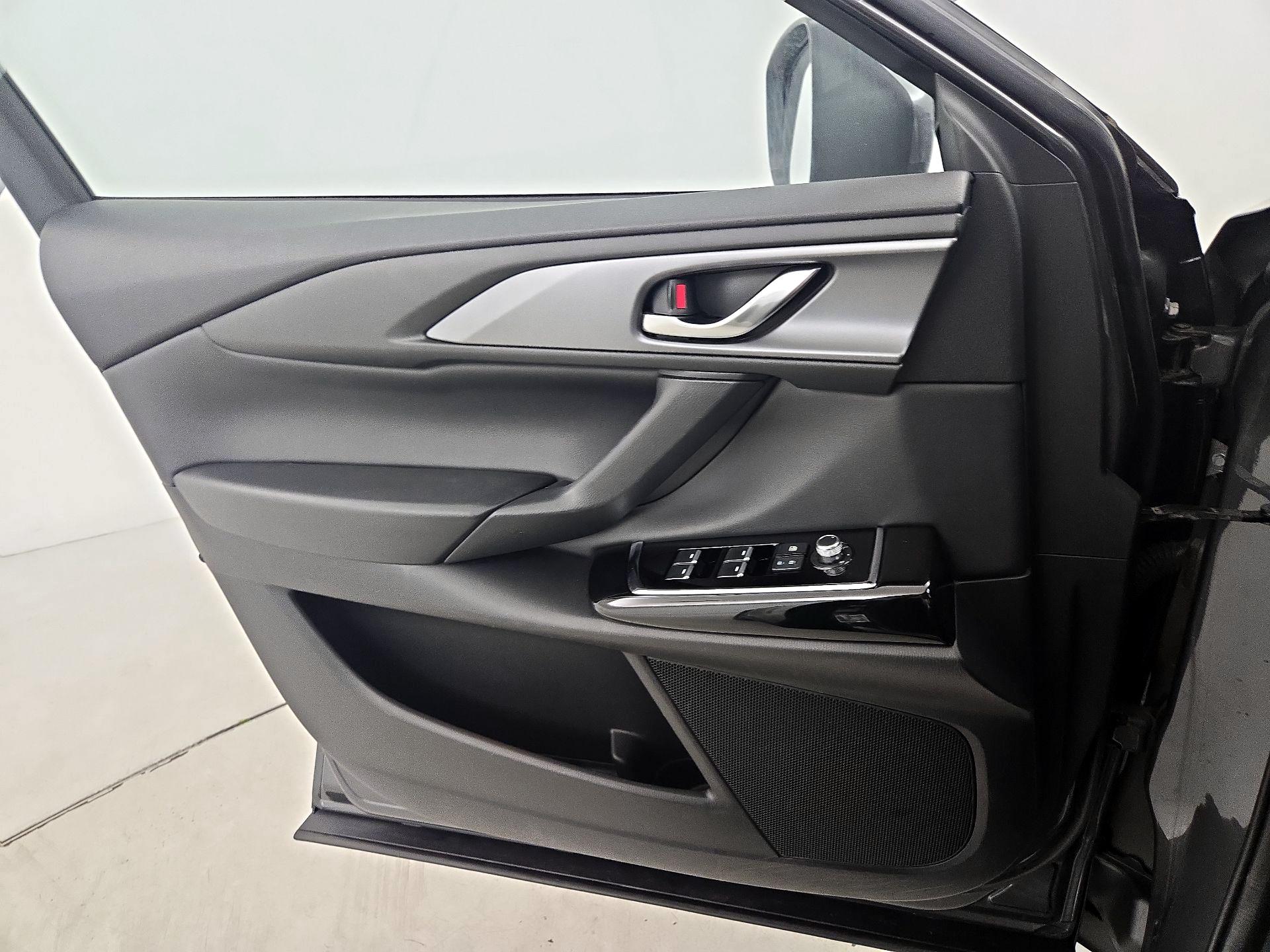 Thumbnail: 2022 Mazda CX-9 - 12