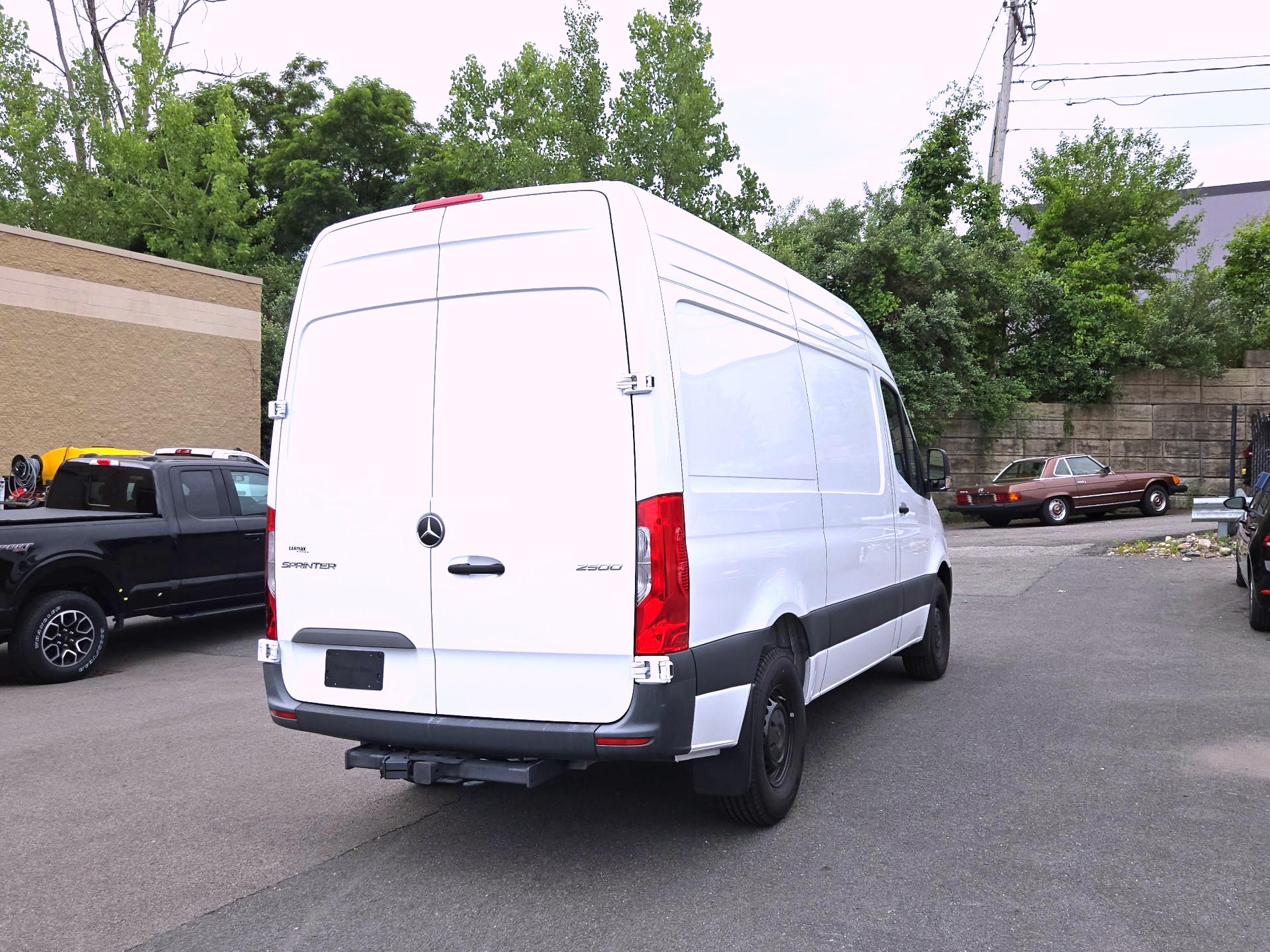 Thumbnail: 2024 Mercedes-Benz Sprinter - 5