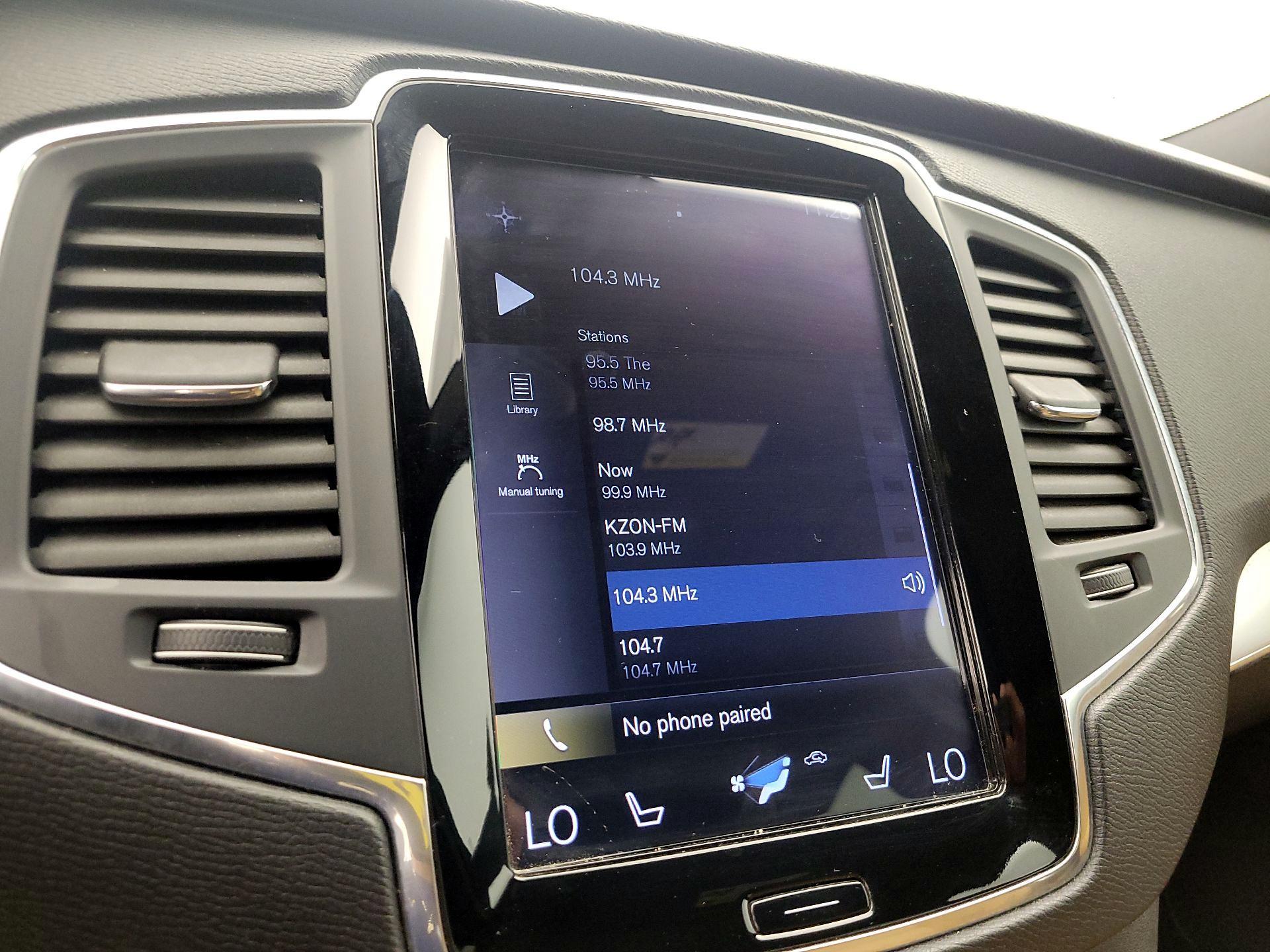 Thumbnail: 2018 Volvo XC90 - 16