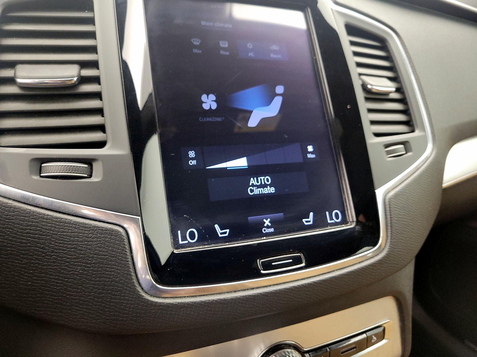 Thumbnail: 2018 Volvo XC90 - 17