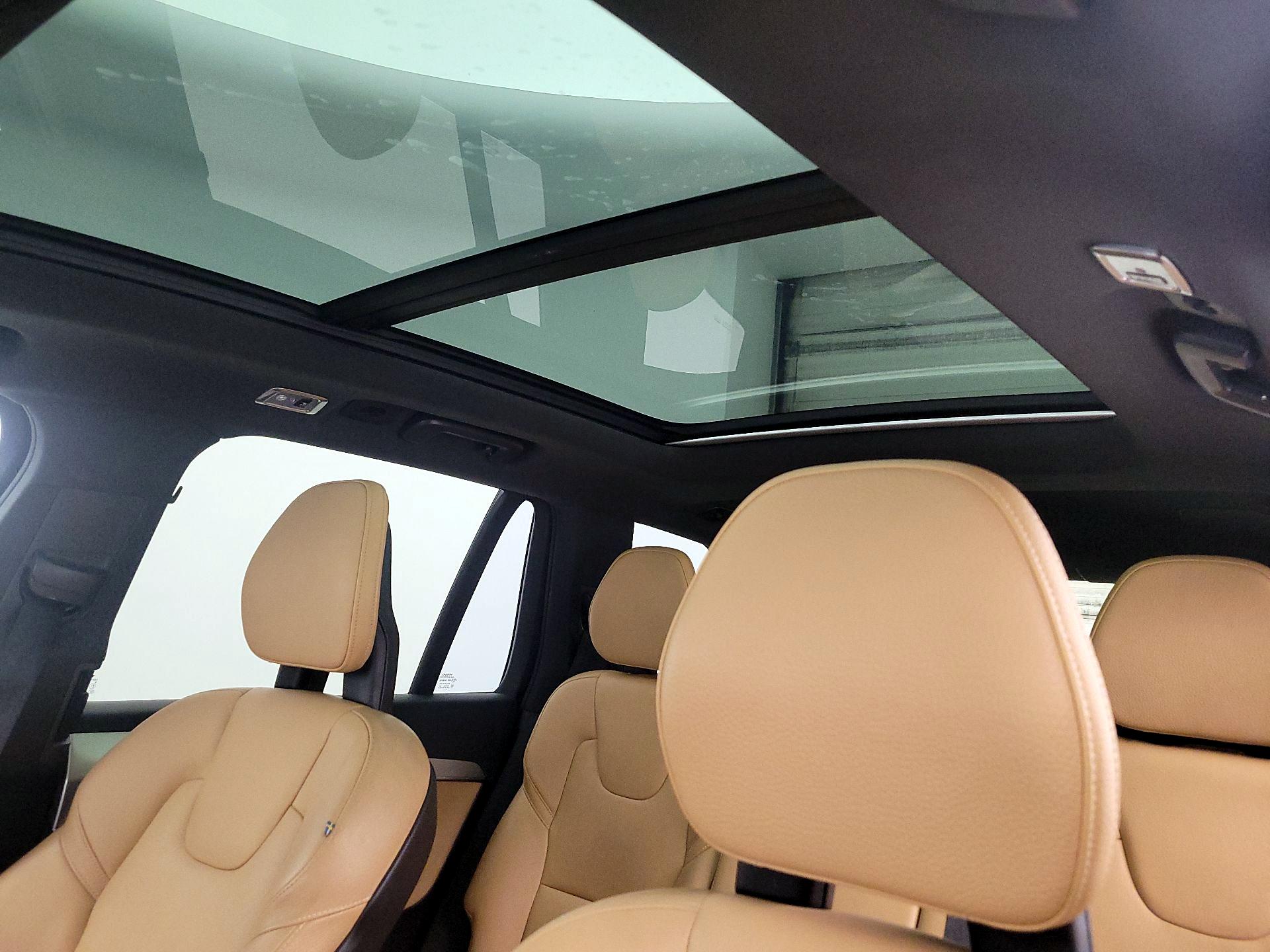 Thumbnail: 2018 Volvo XC90 - 20